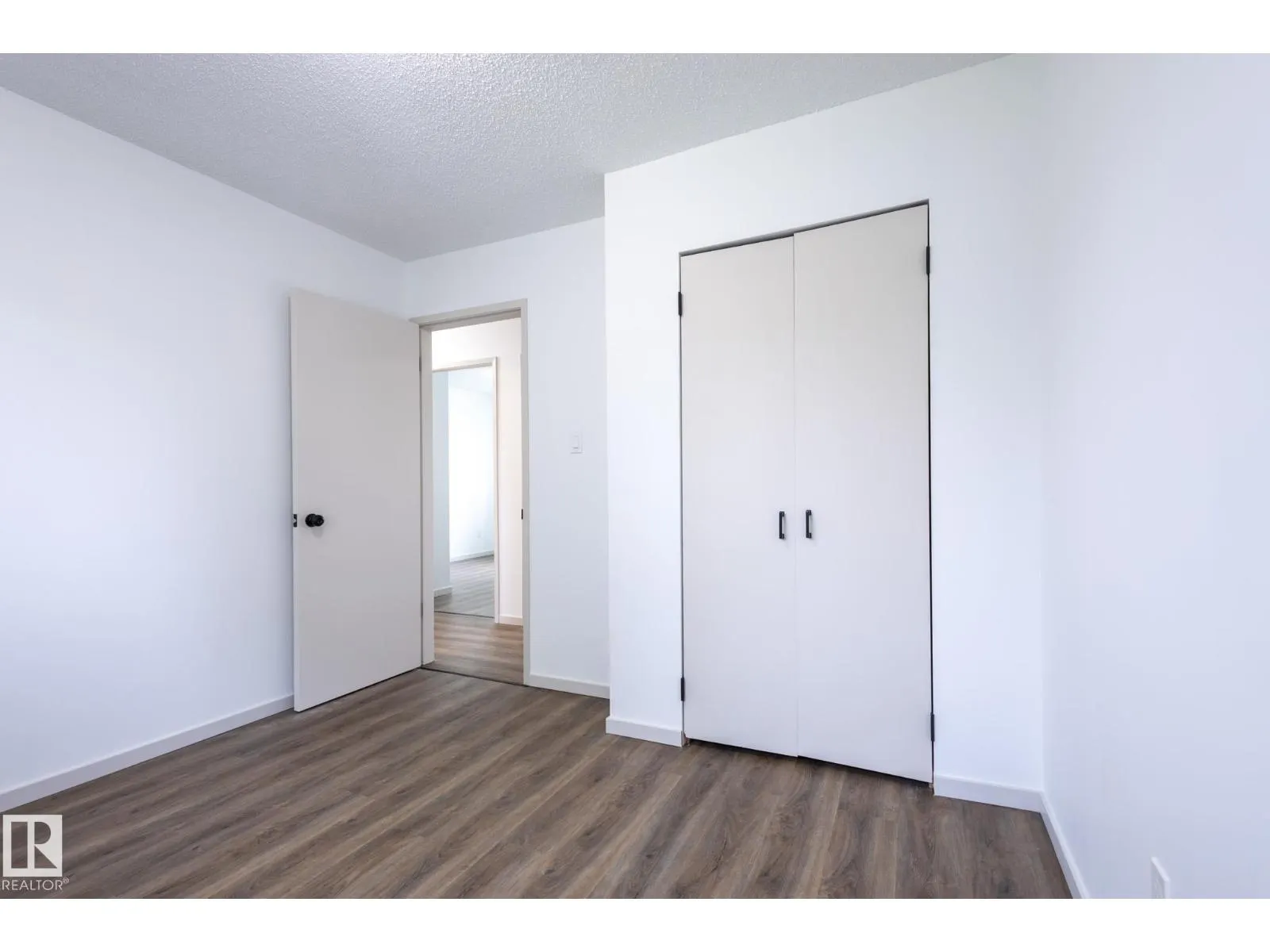 75 MARION DR