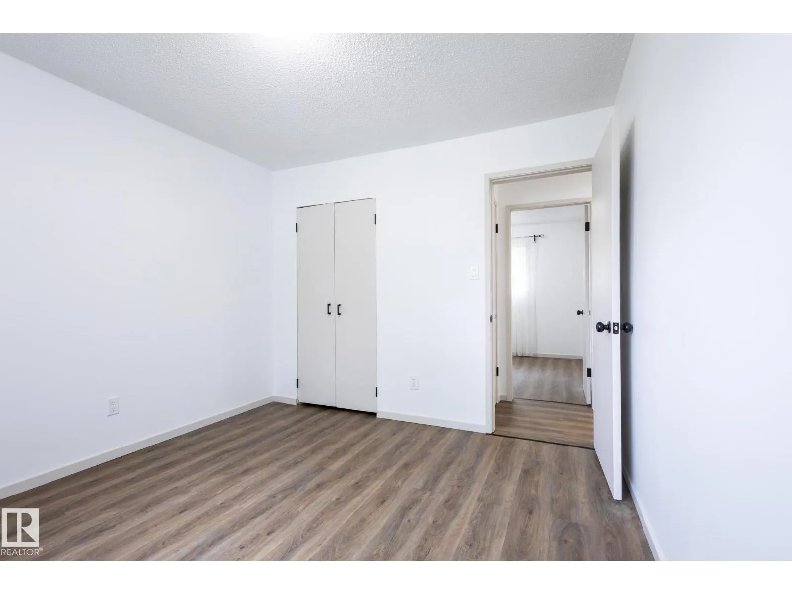 75 MARION DR