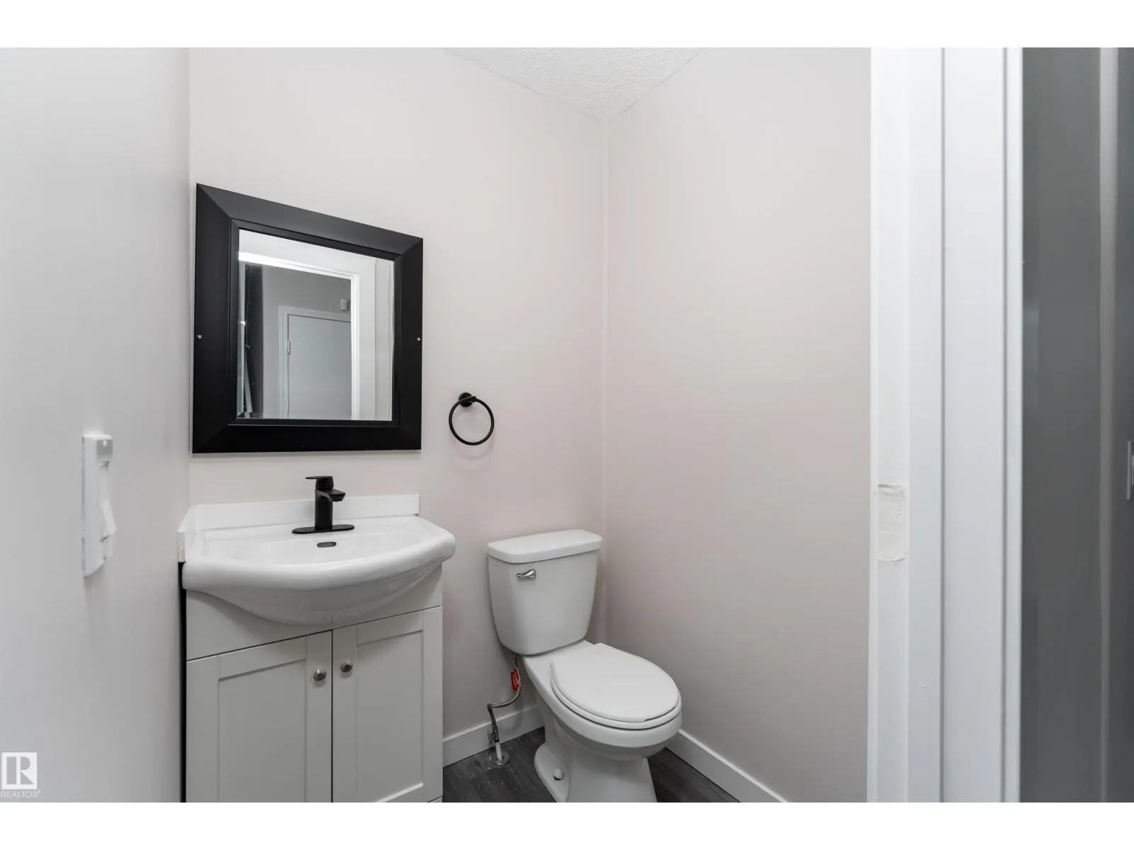 1244 Lakewood RD W NW NW