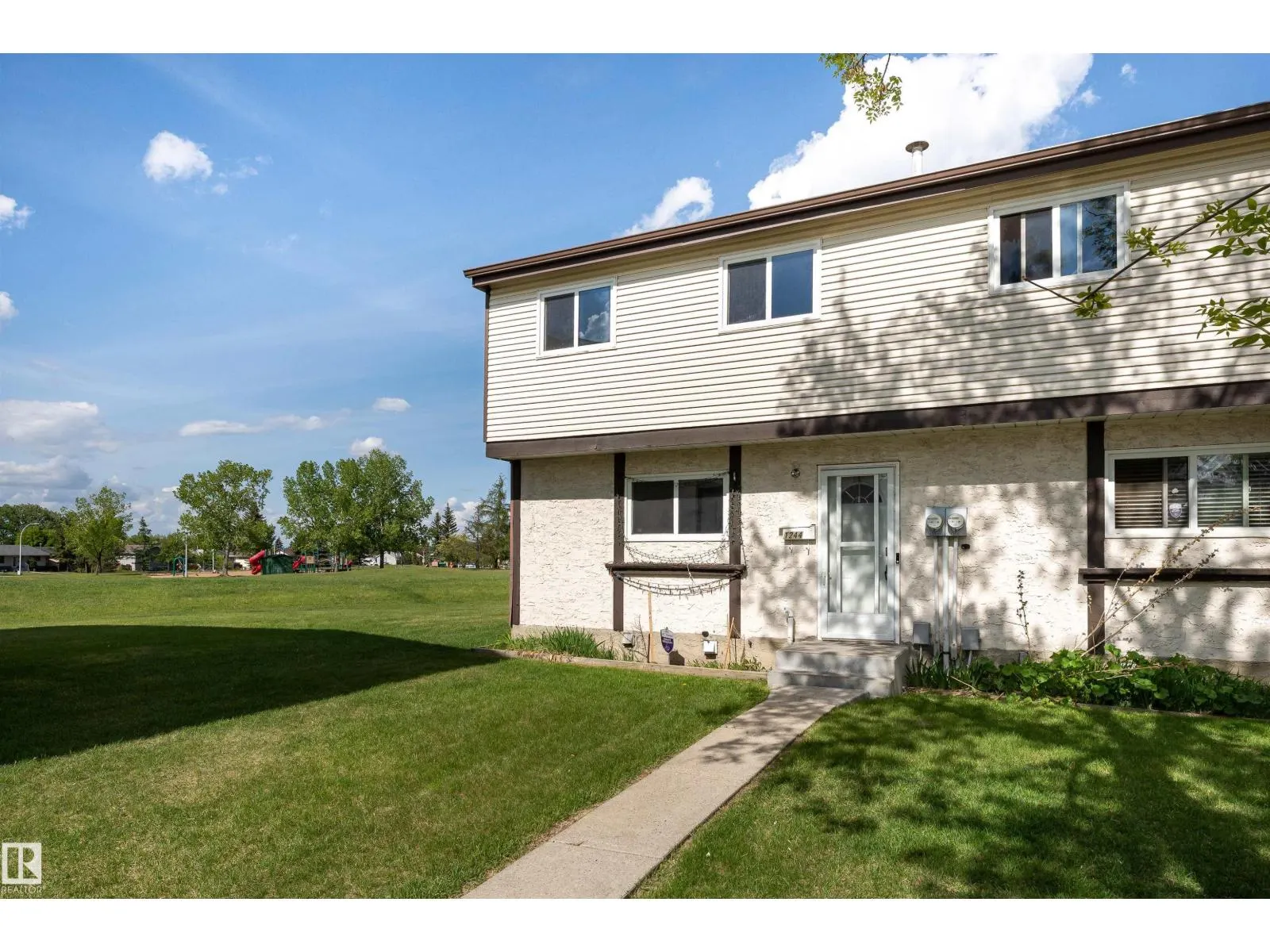 1244 Lakewood RD W NW NW