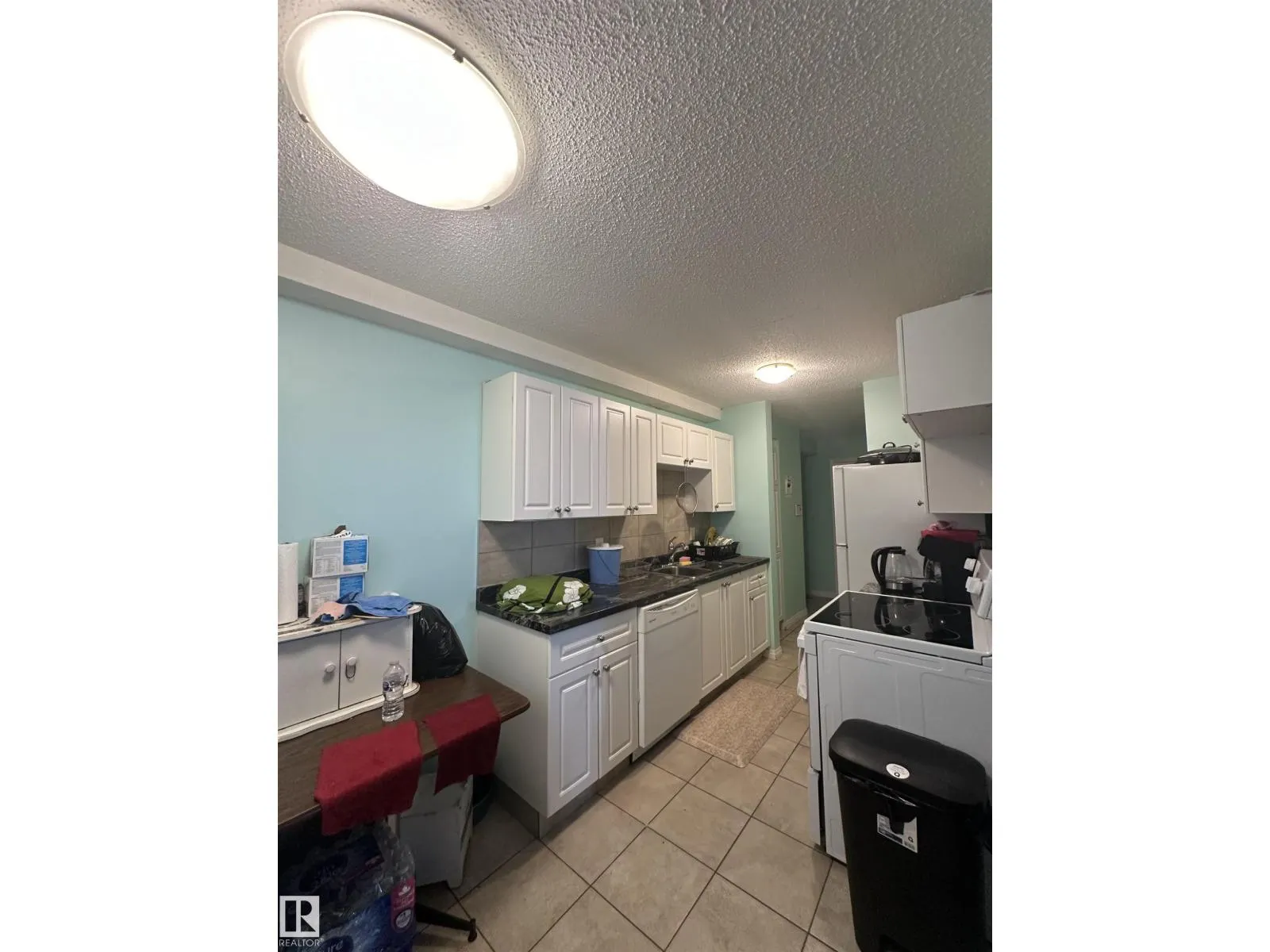 #6 10640 111 ST NW
