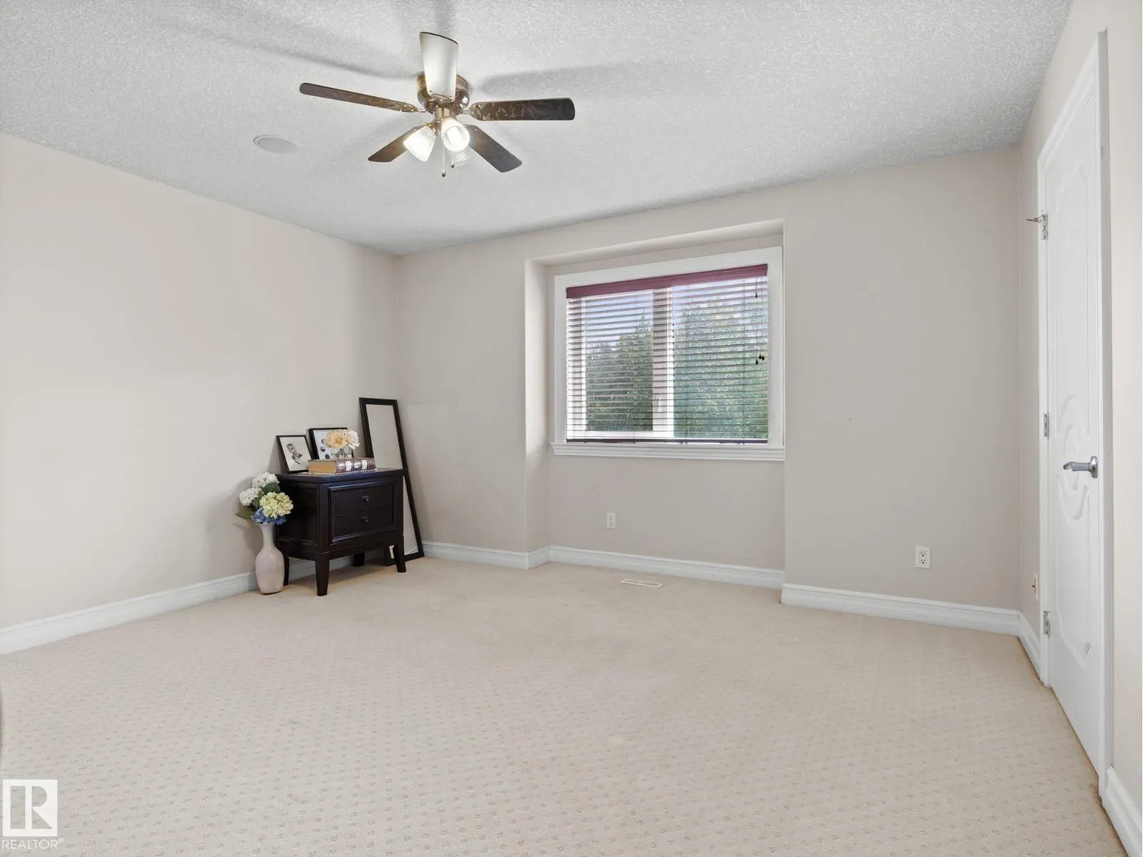 #61 52257 RGE ROAD 231
