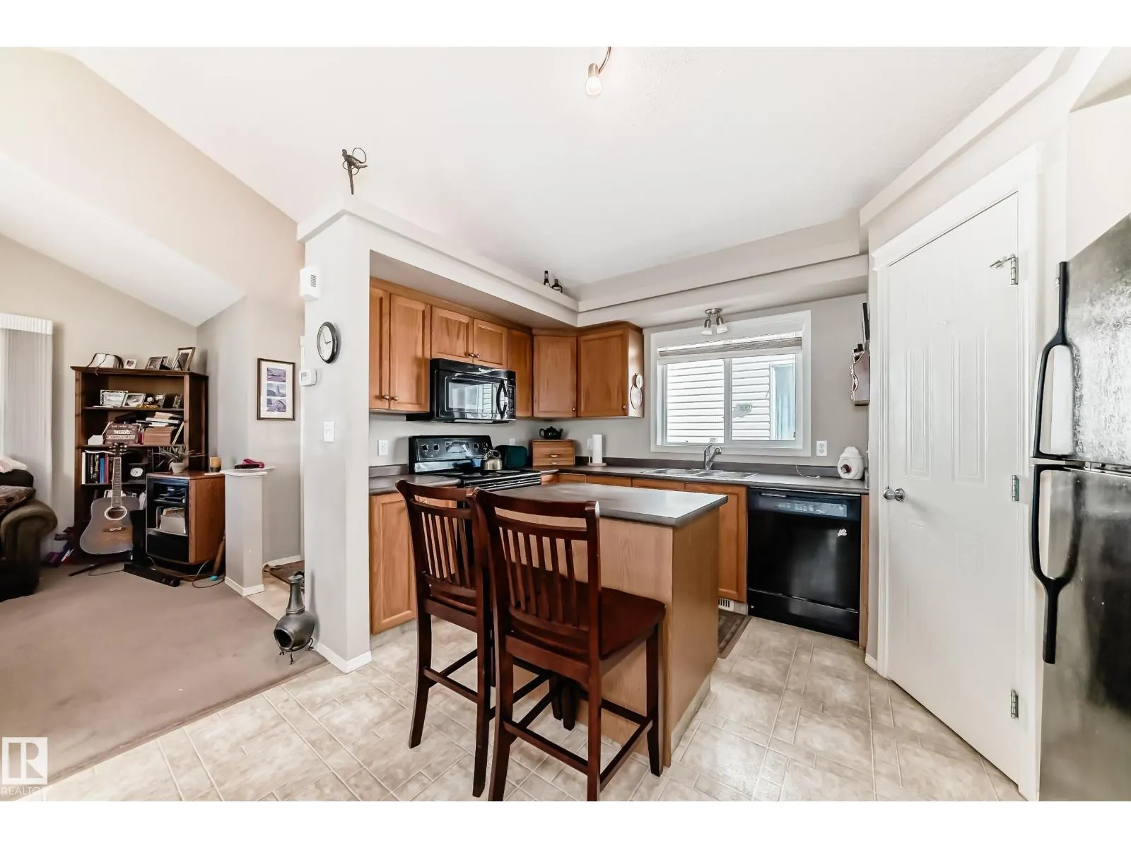 14059 151 AV NW