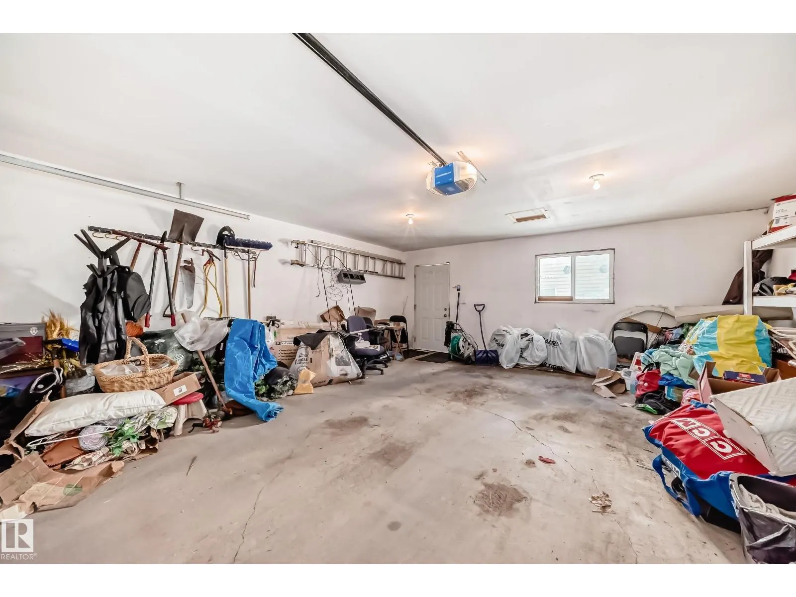 14059 151 AV NW