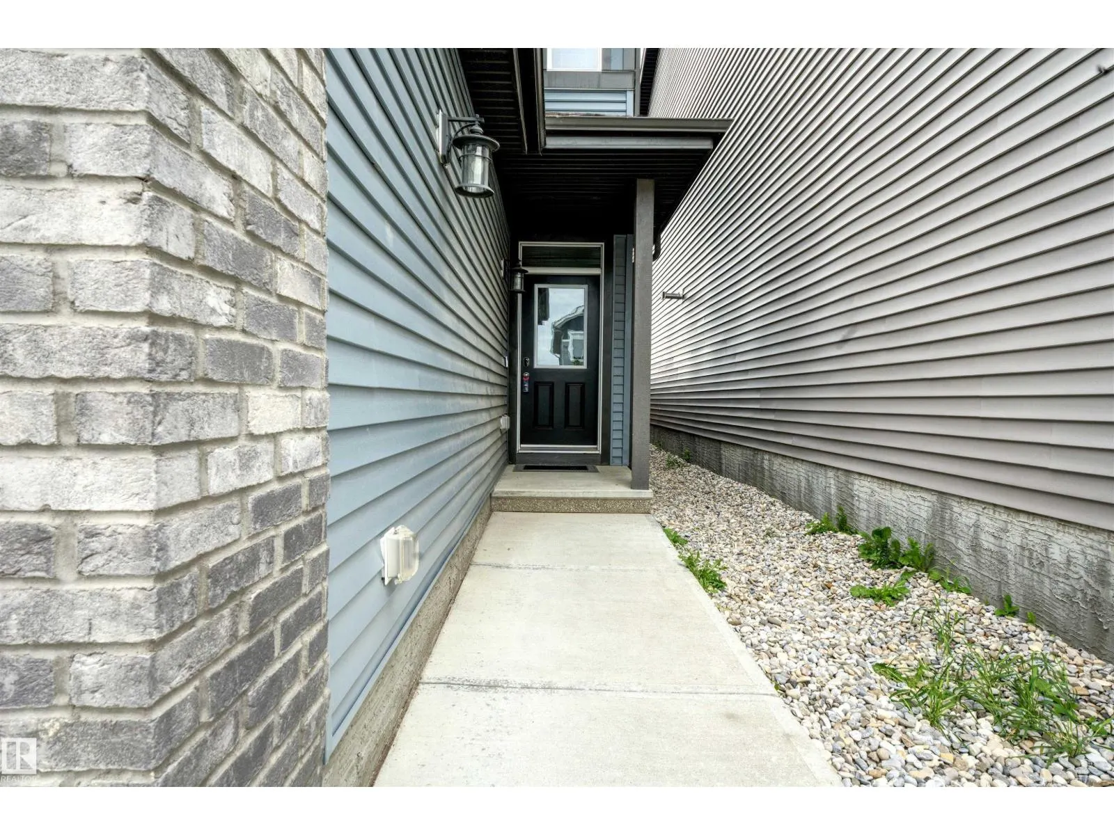 3327 PARKER LO SW