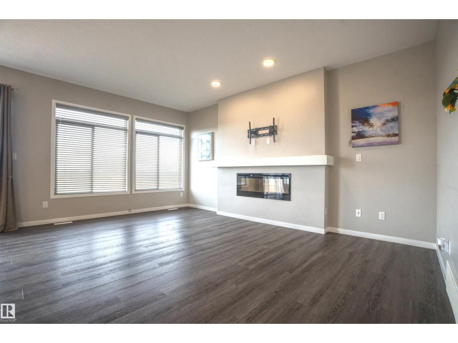 3327 PARKER LO SW