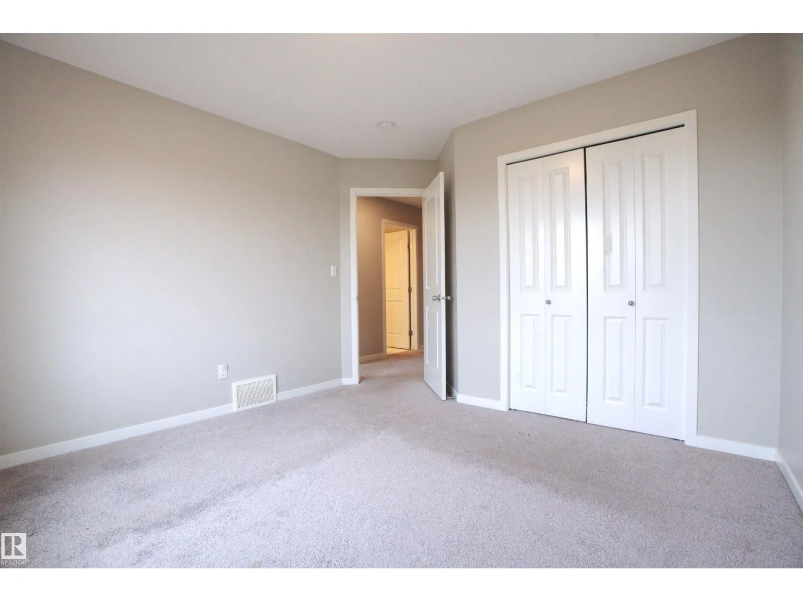 3327 PARKER LO SW