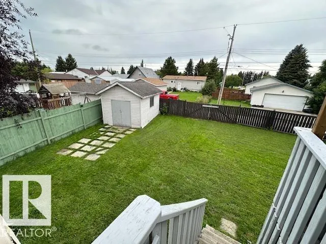 4511 49 AV