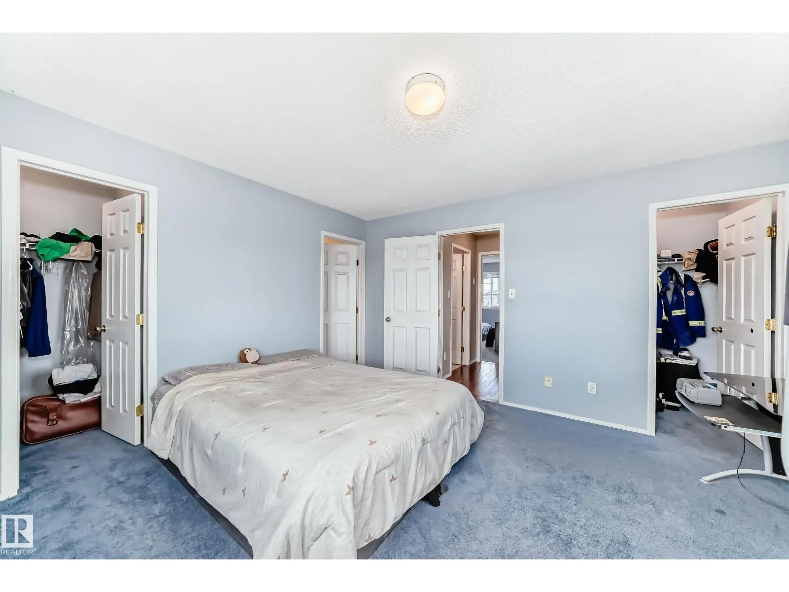 3769 21 ST NW