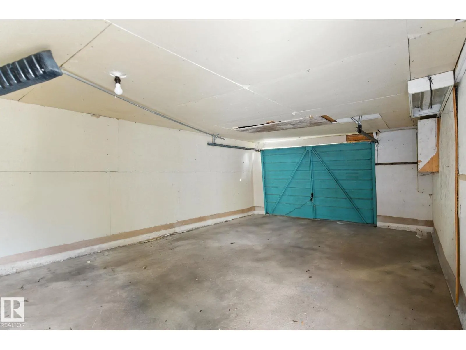 12509 81 ST NW