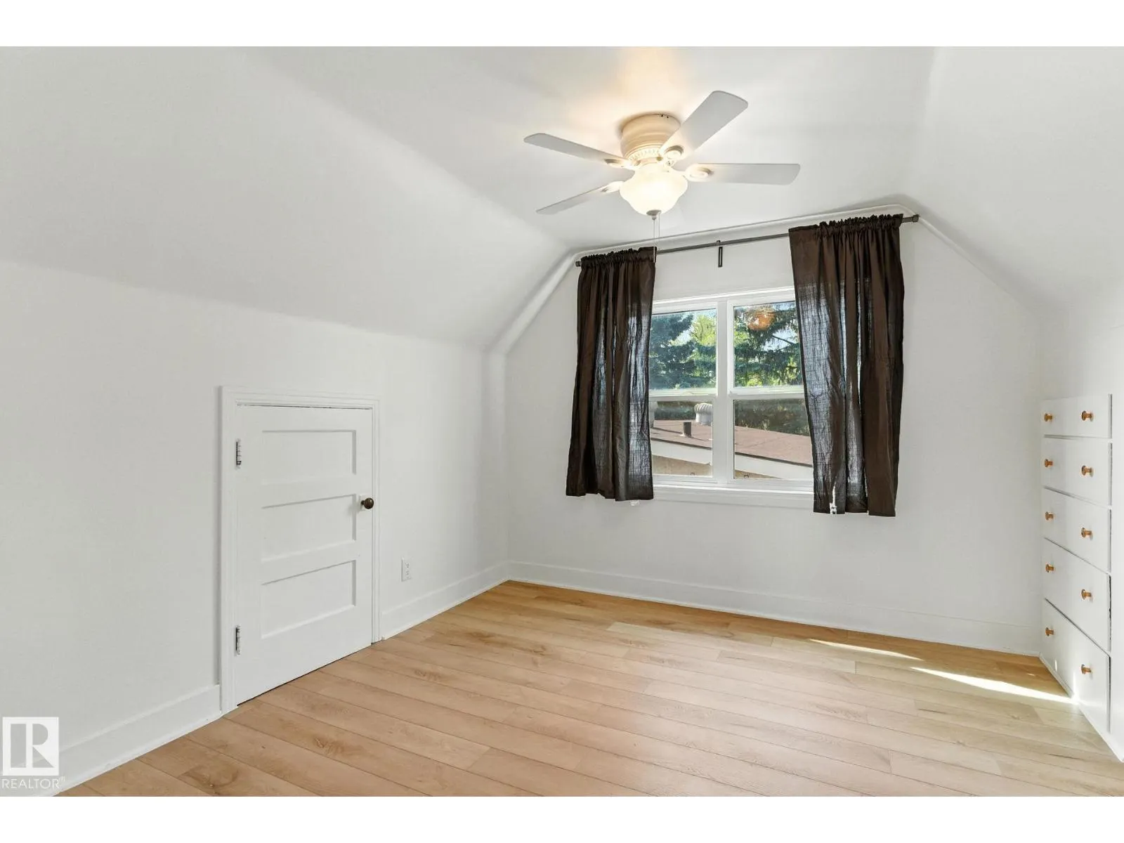 12509 81 ST NW