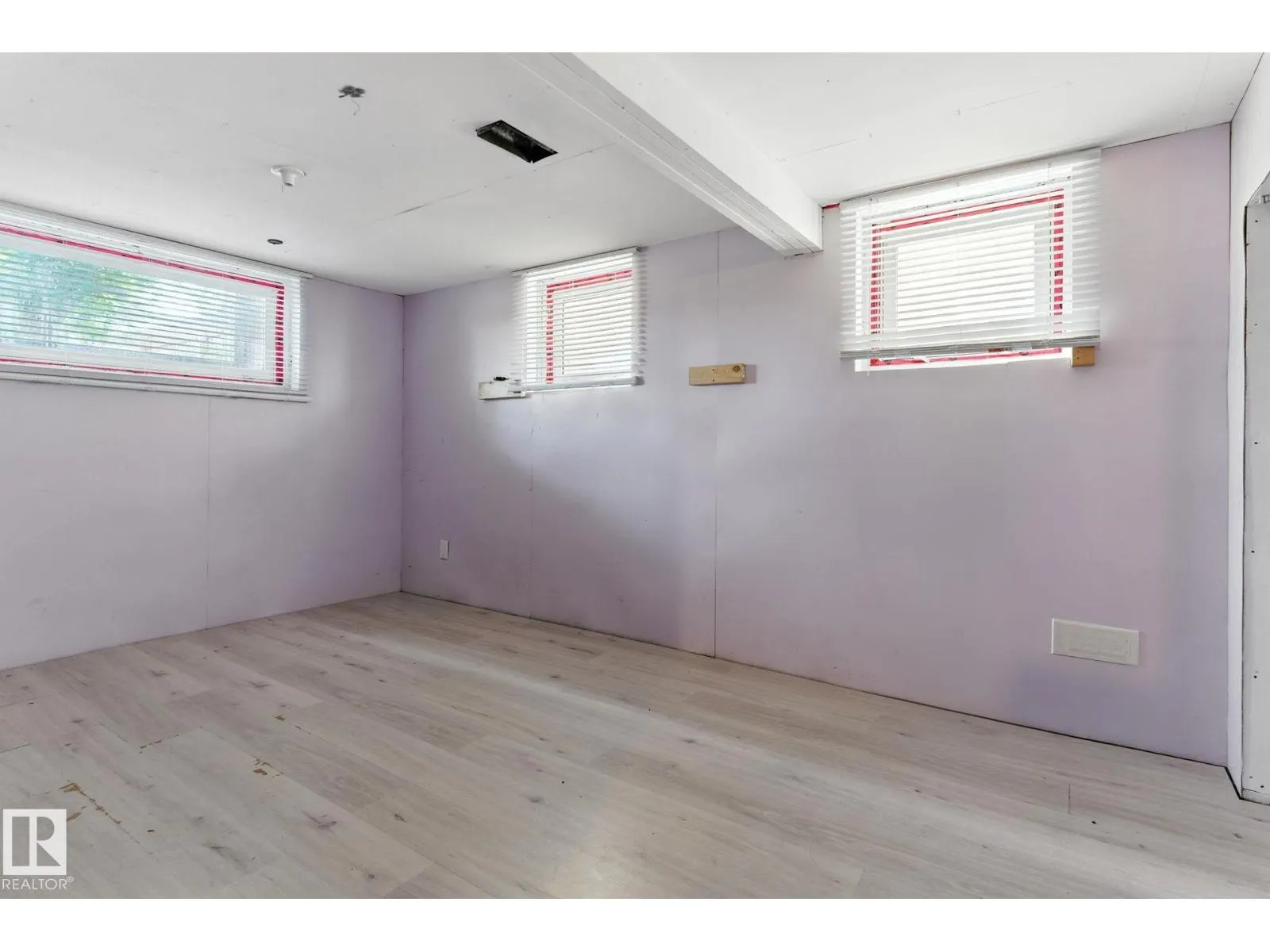 12509 81 ST NW