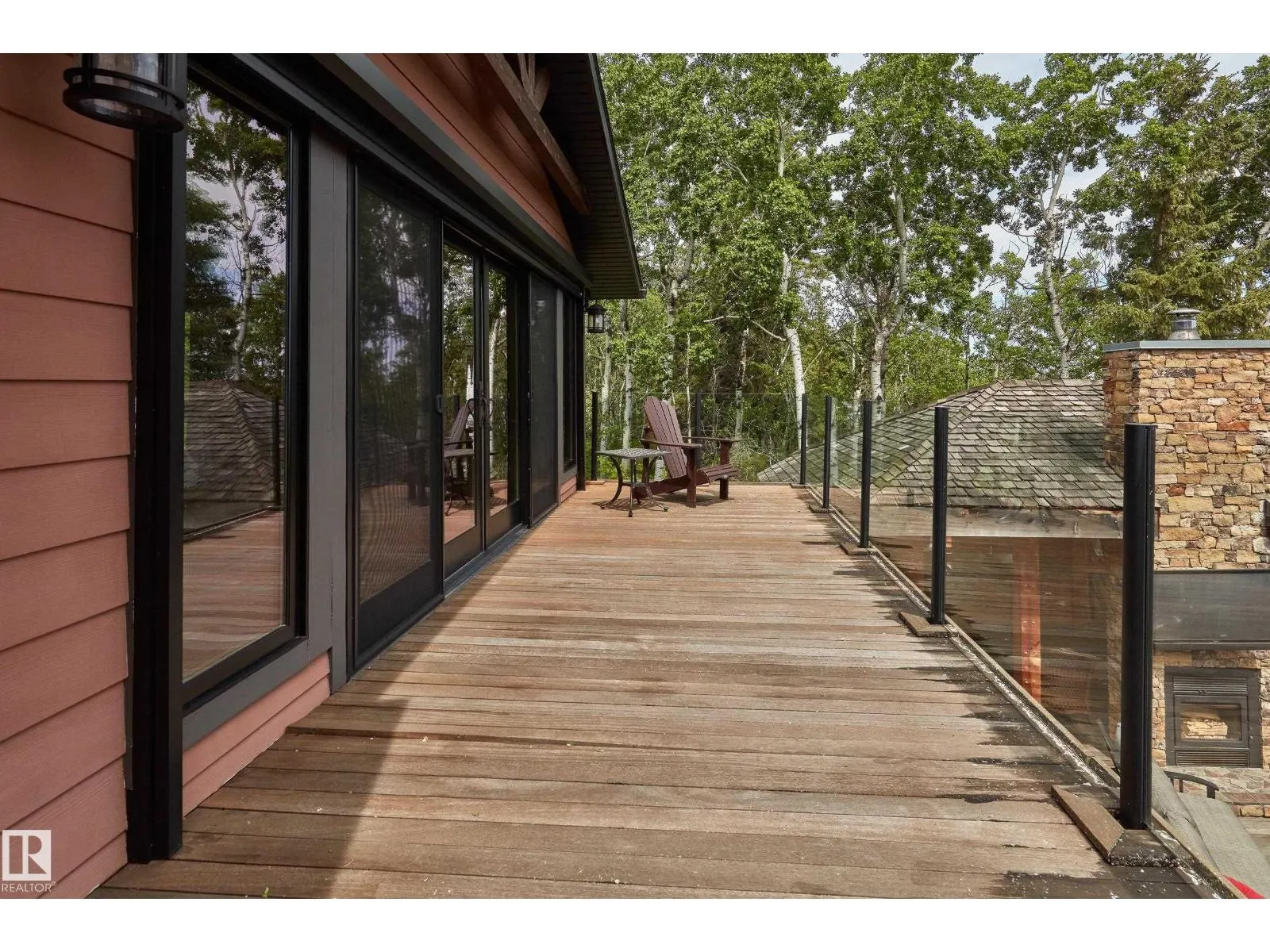 5 DONSDALE CR NW