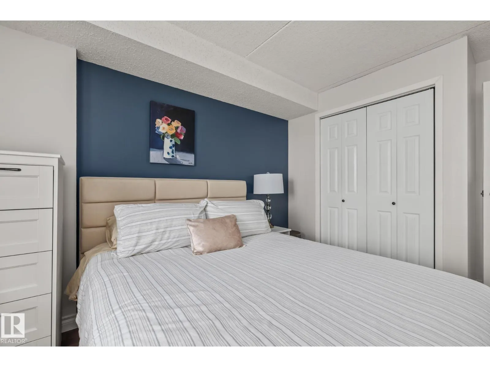 #508 9917 110 ST NW
