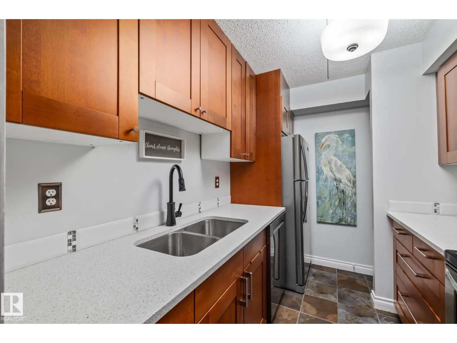 #508 9917 110 ST NW