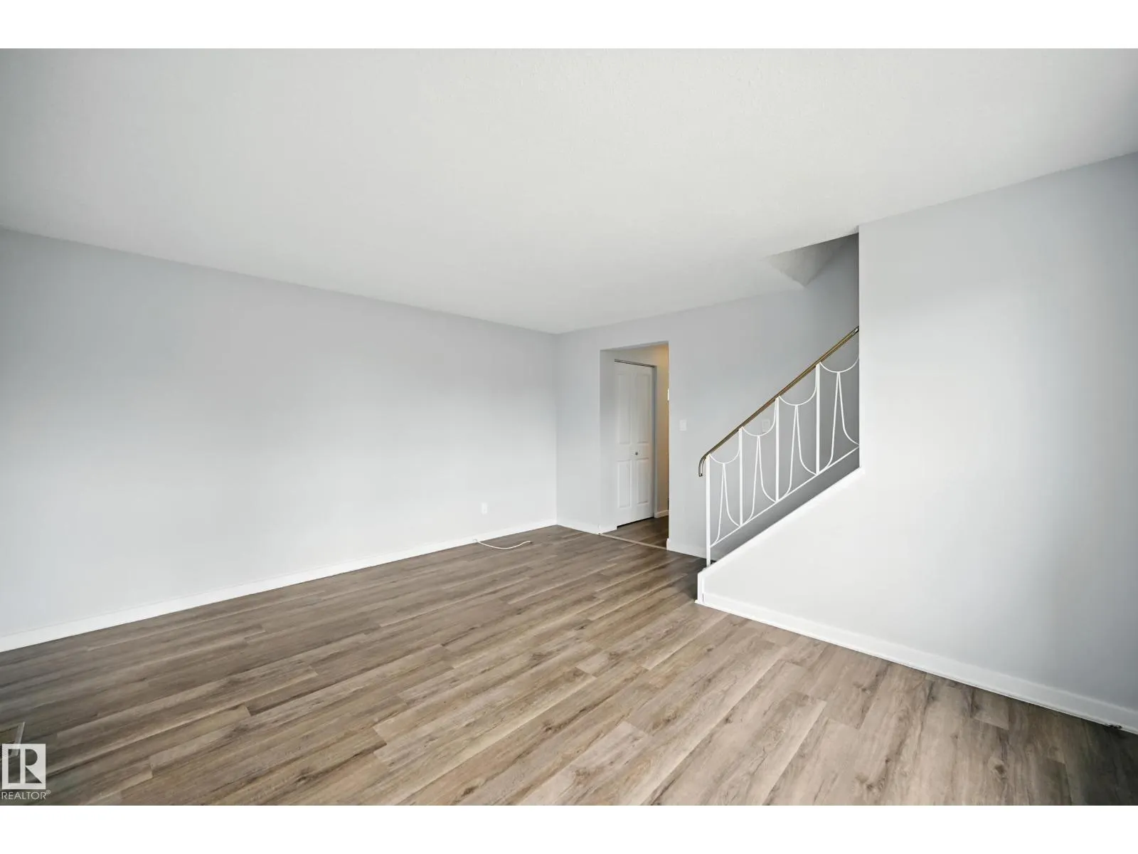 10333 172 AV NW