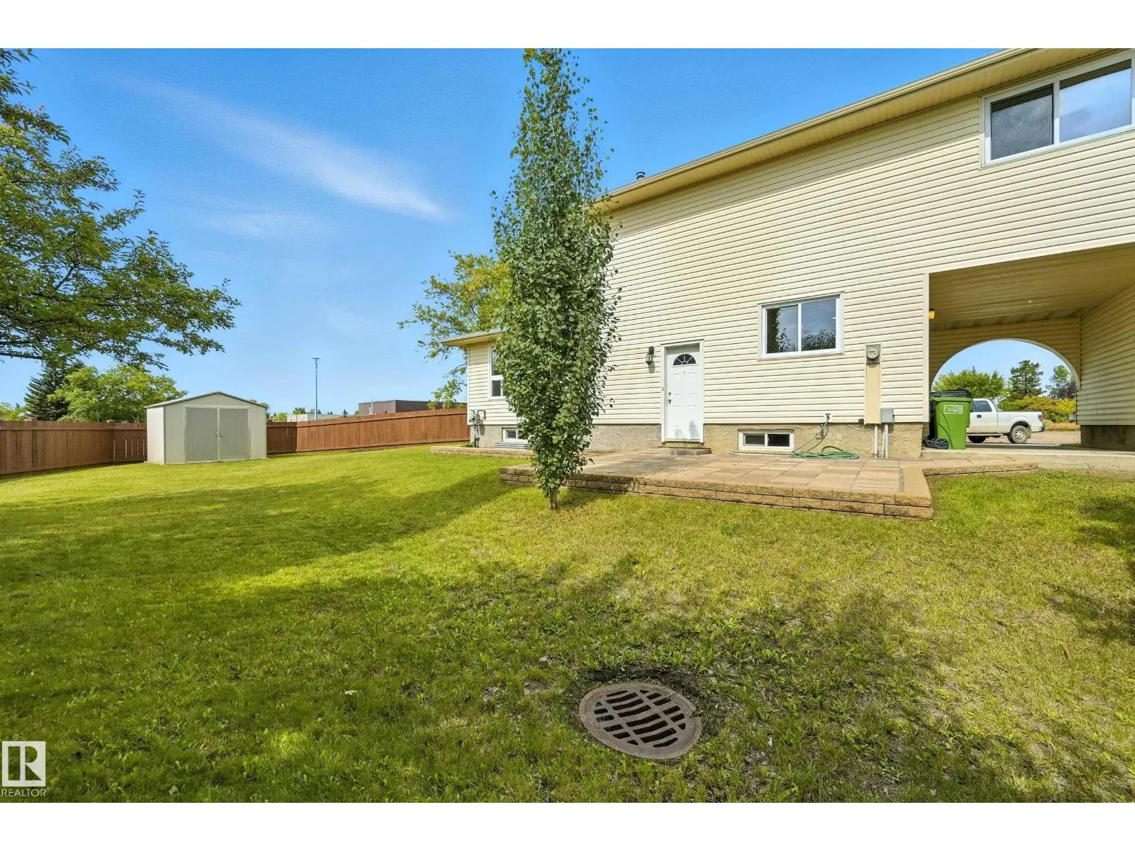 10333 172 AV NW