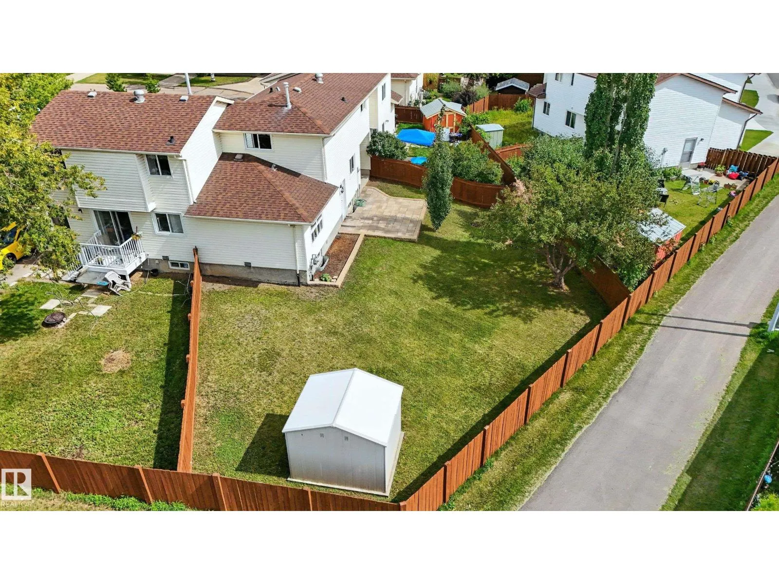 10333 172 AV NW