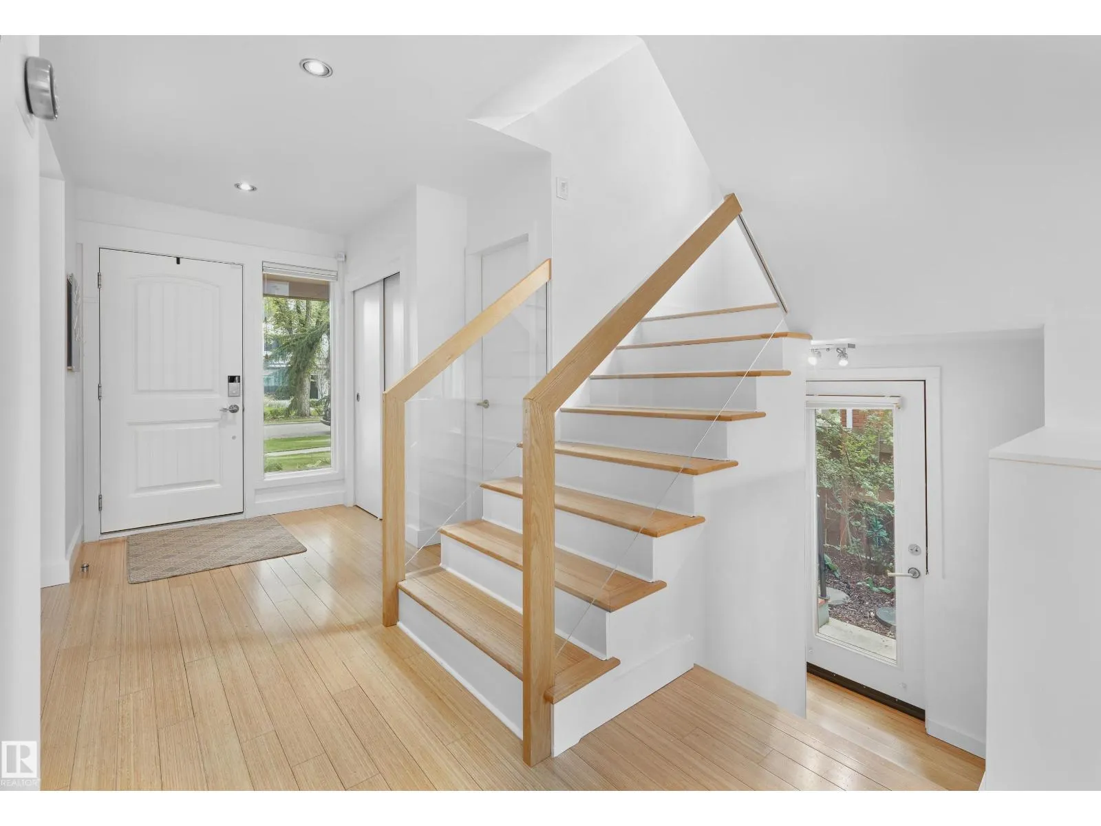 13107 CHURCHILL CR NW