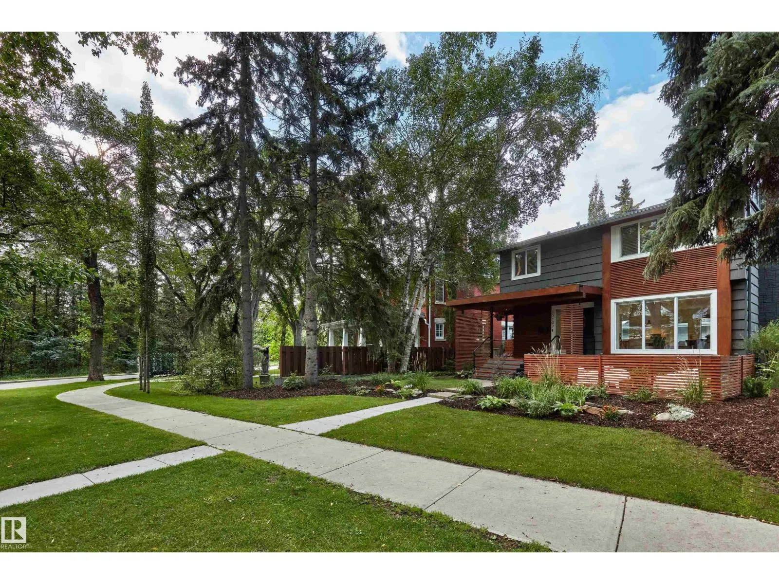 13107 CHURCHILL CR NW