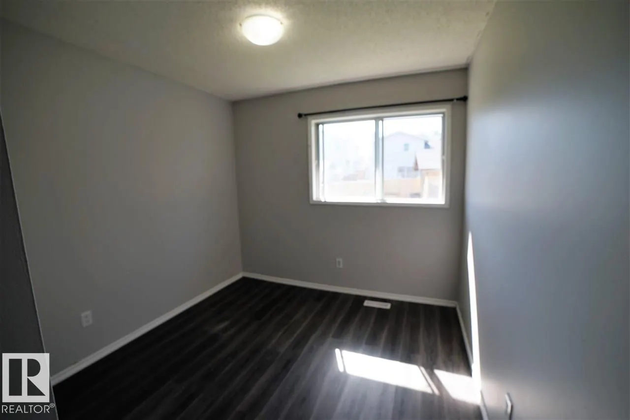 6041 40 AV NW