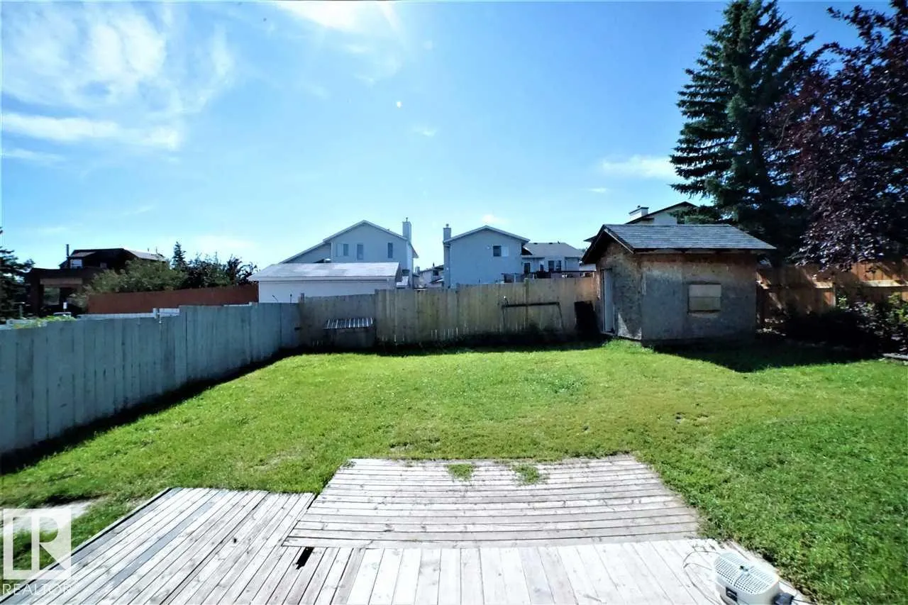 6041 40 AV NW