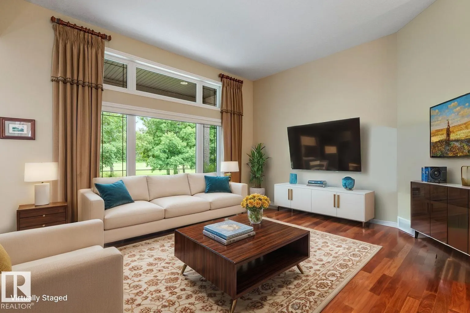 12 COUNTRY CLUB PL