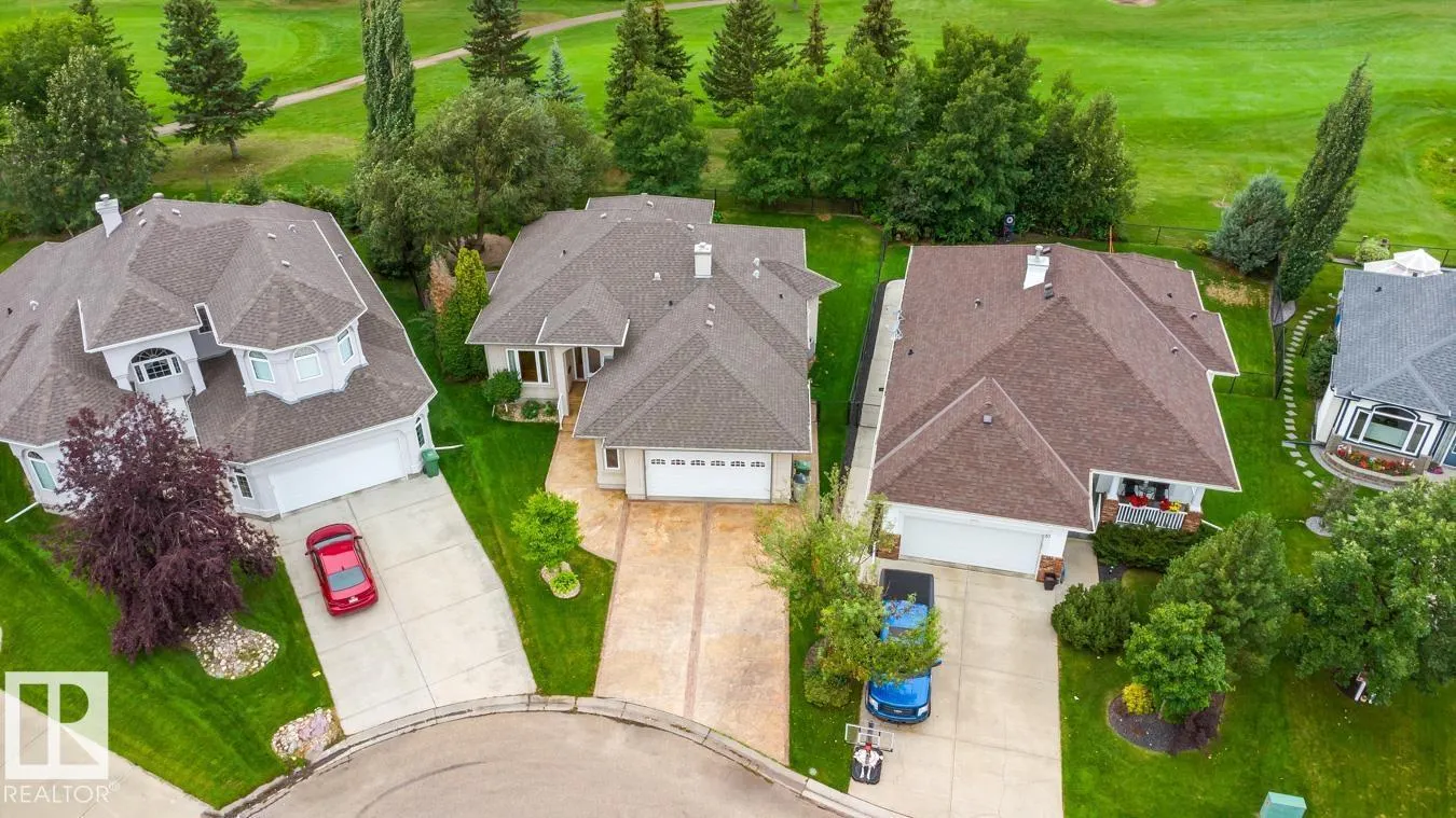 12 COUNTRY CLUB PL