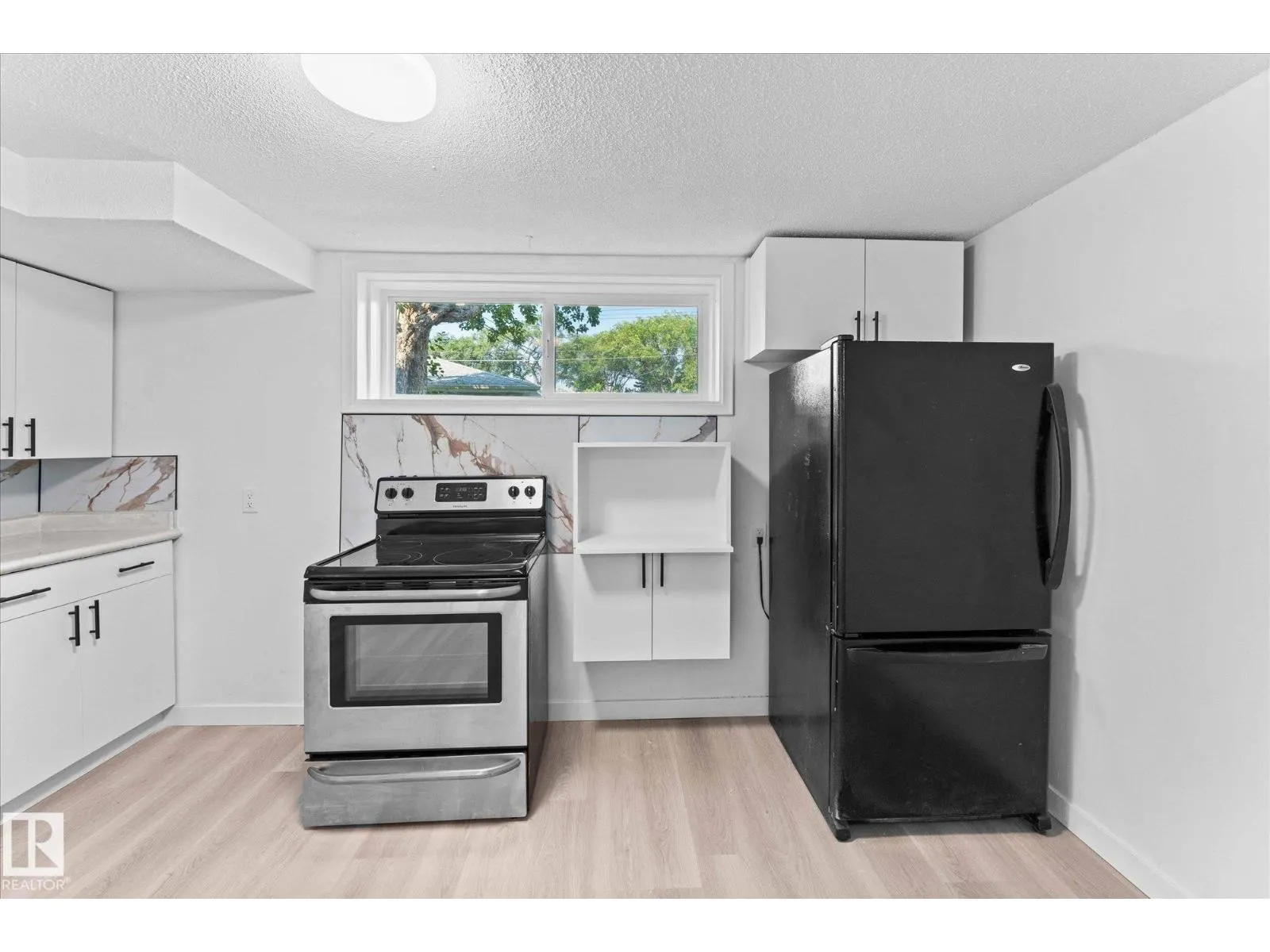 10112 81 ST NW