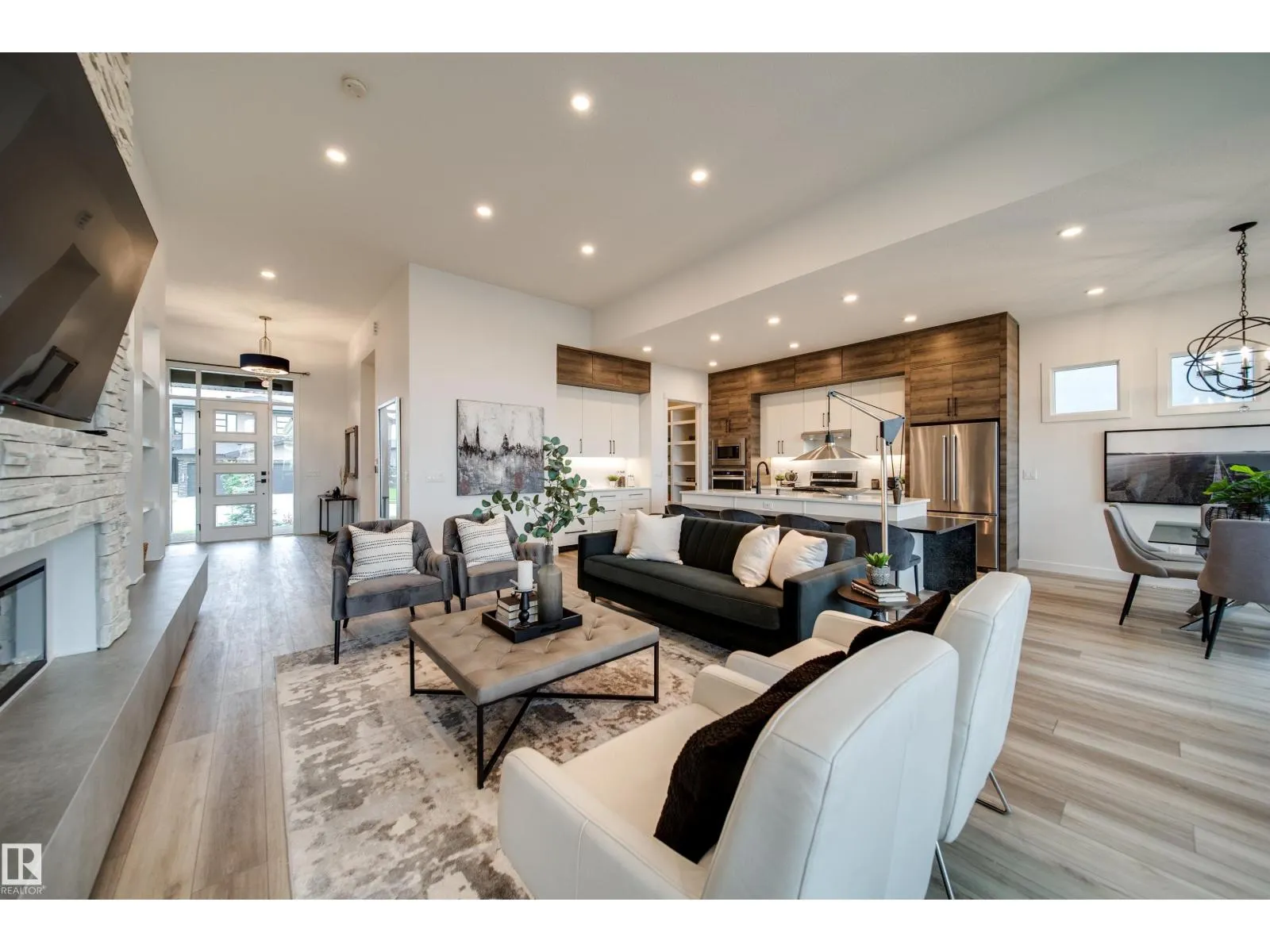 4832 KNIGHT CR SW