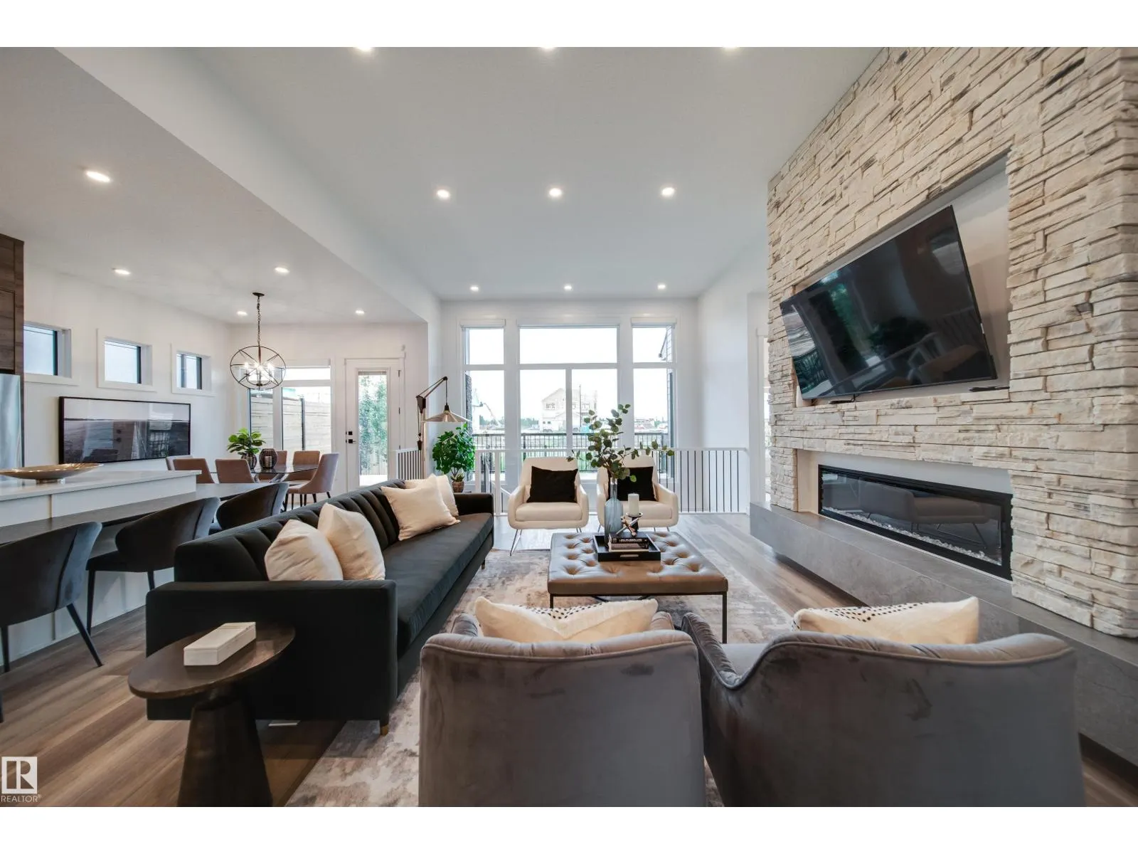 4832 KNIGHT CR SW