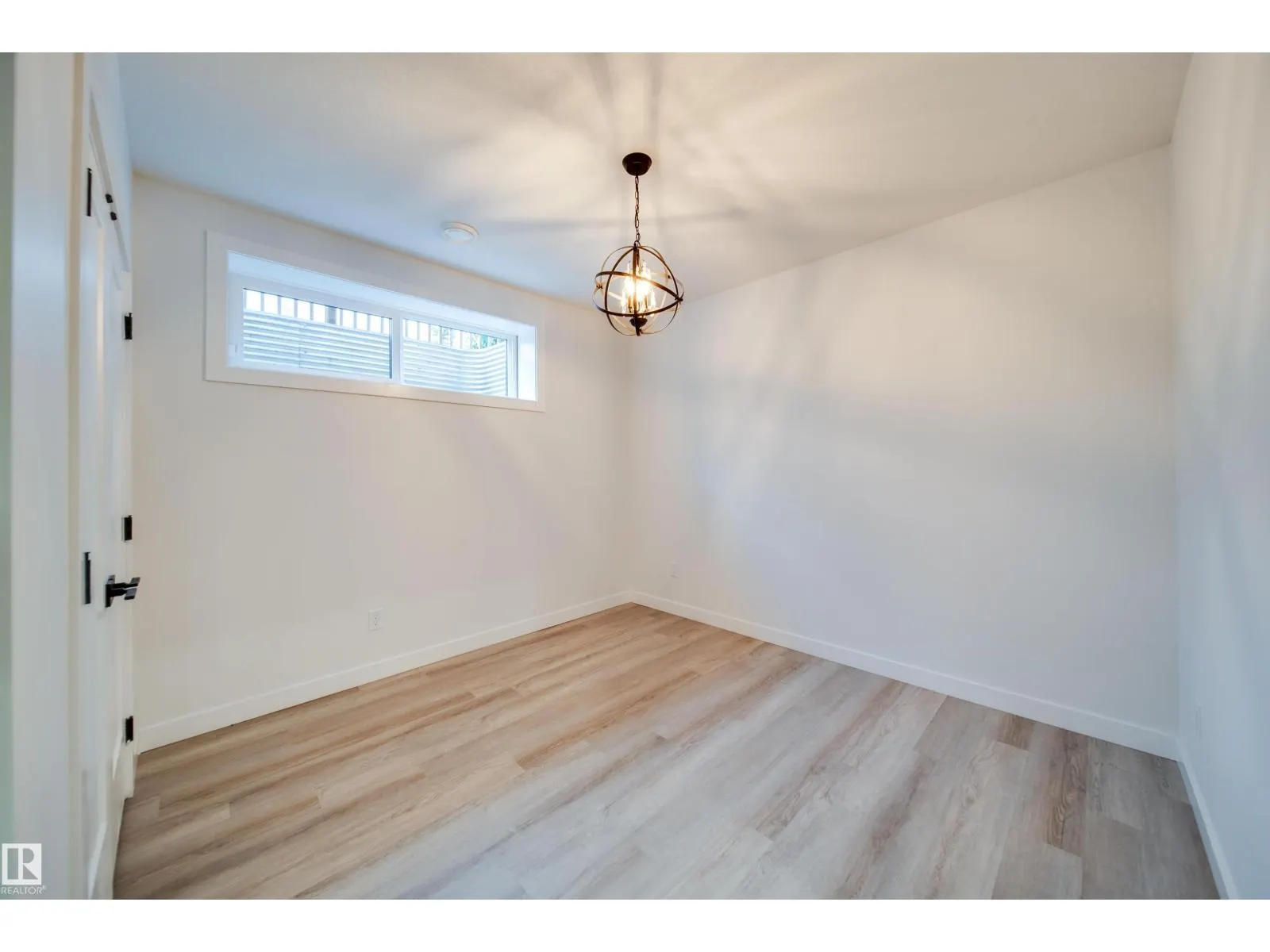4832 KNIGHT CR SW