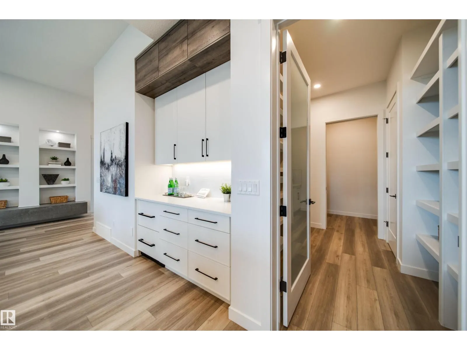 4832 KNIGHT CR SW