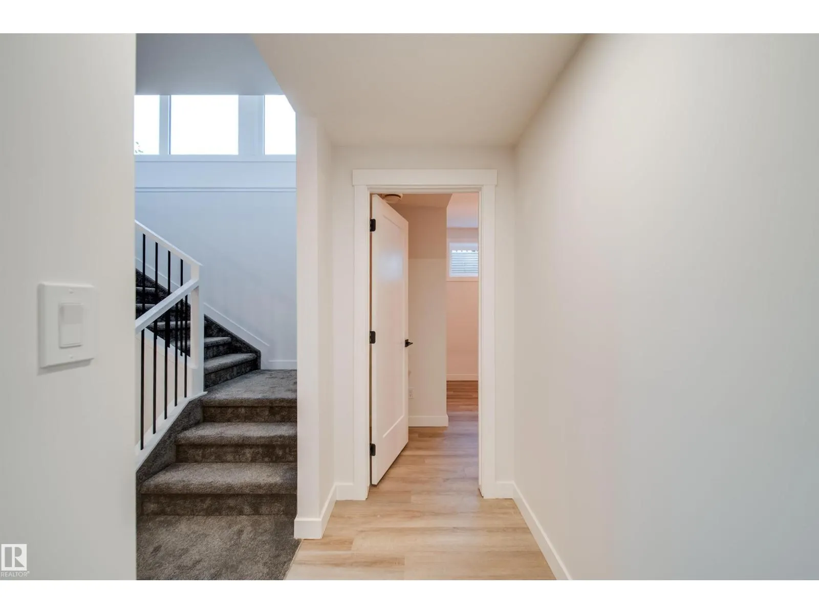 4832 KNIGHT CR SW