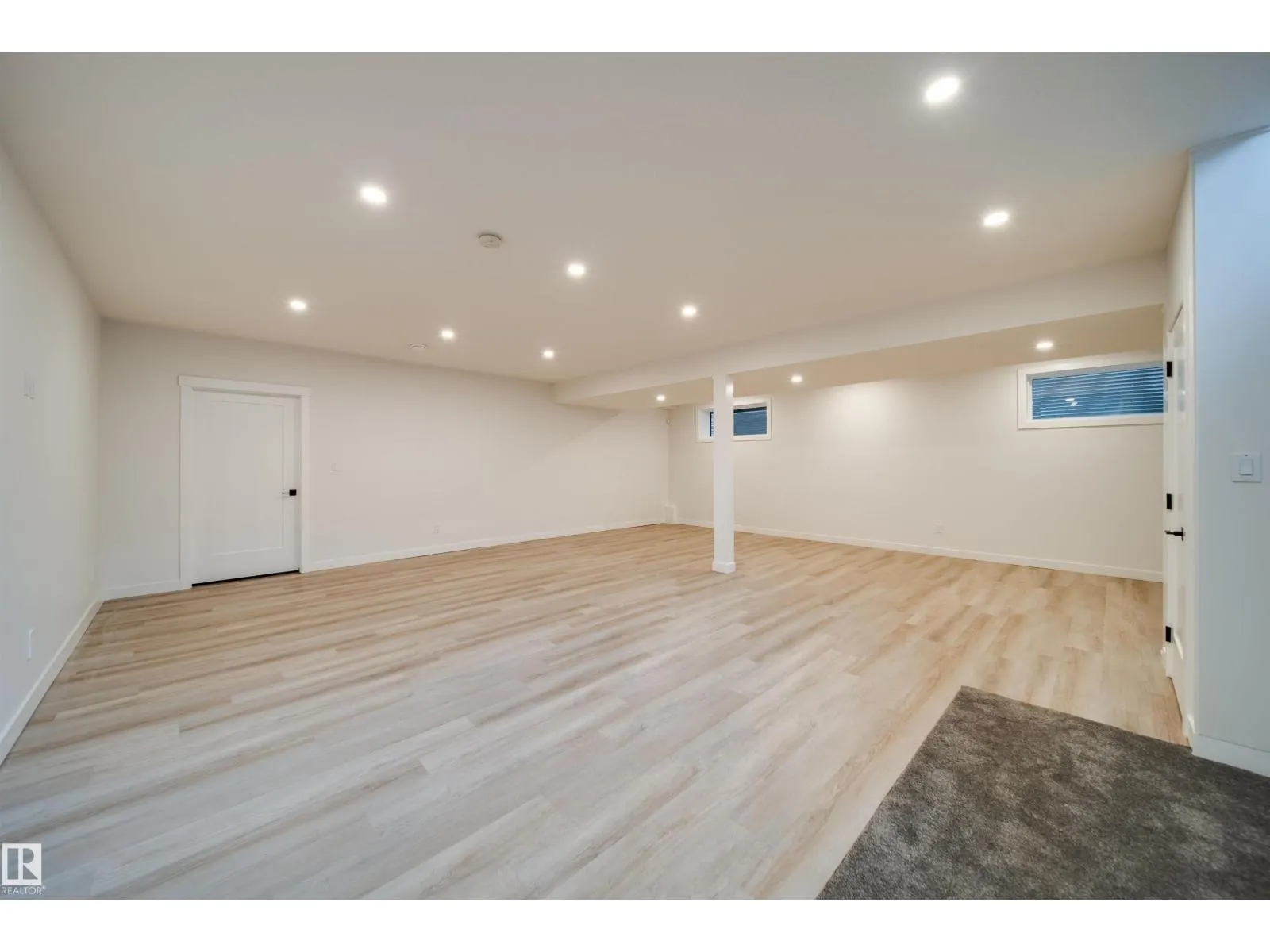 4832 KNIGHT CR SW