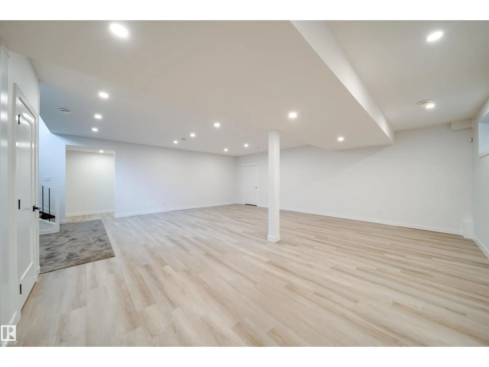 4832 KNIGHT CR SW