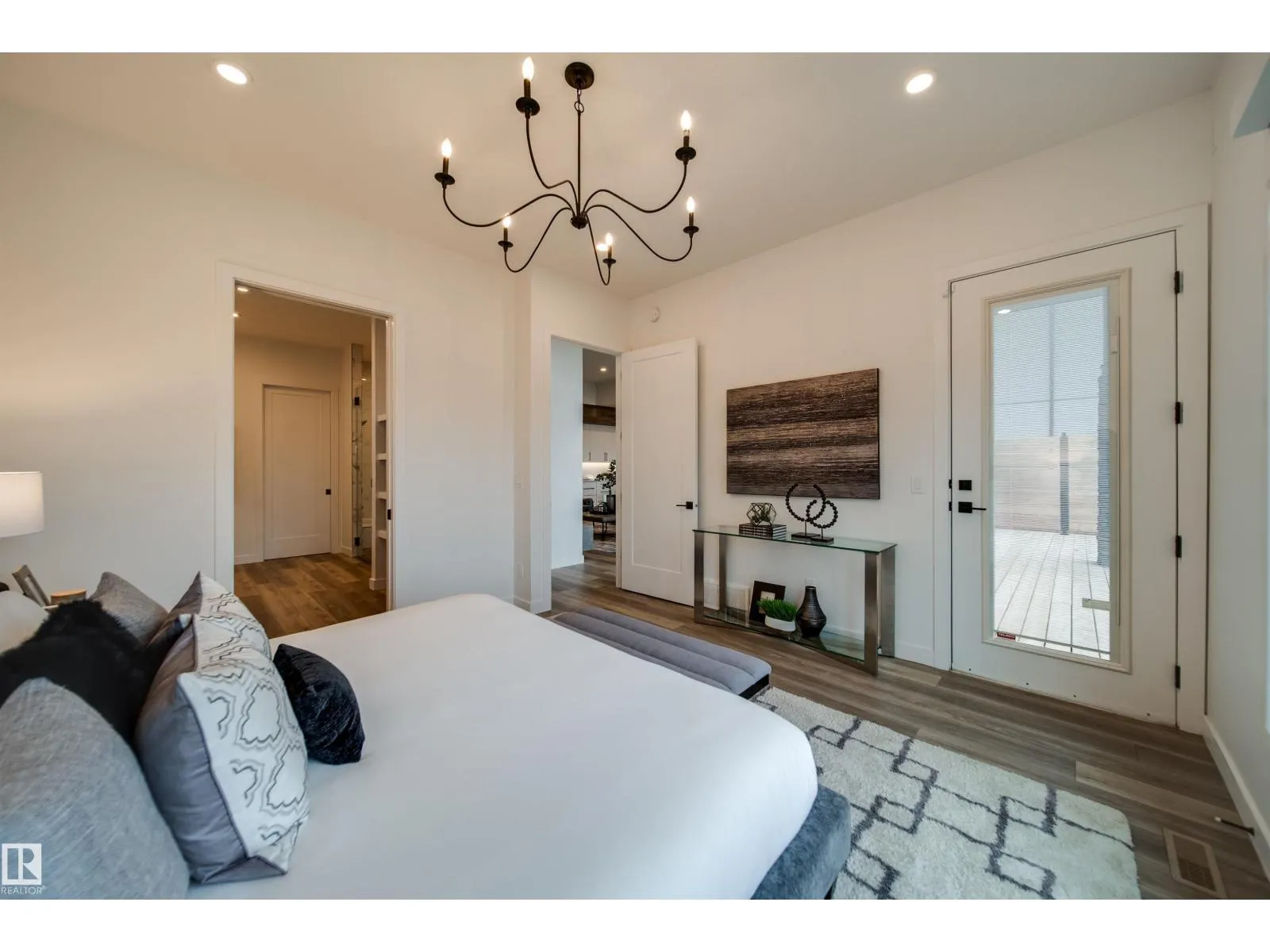 4832 KNIGHT CR SW