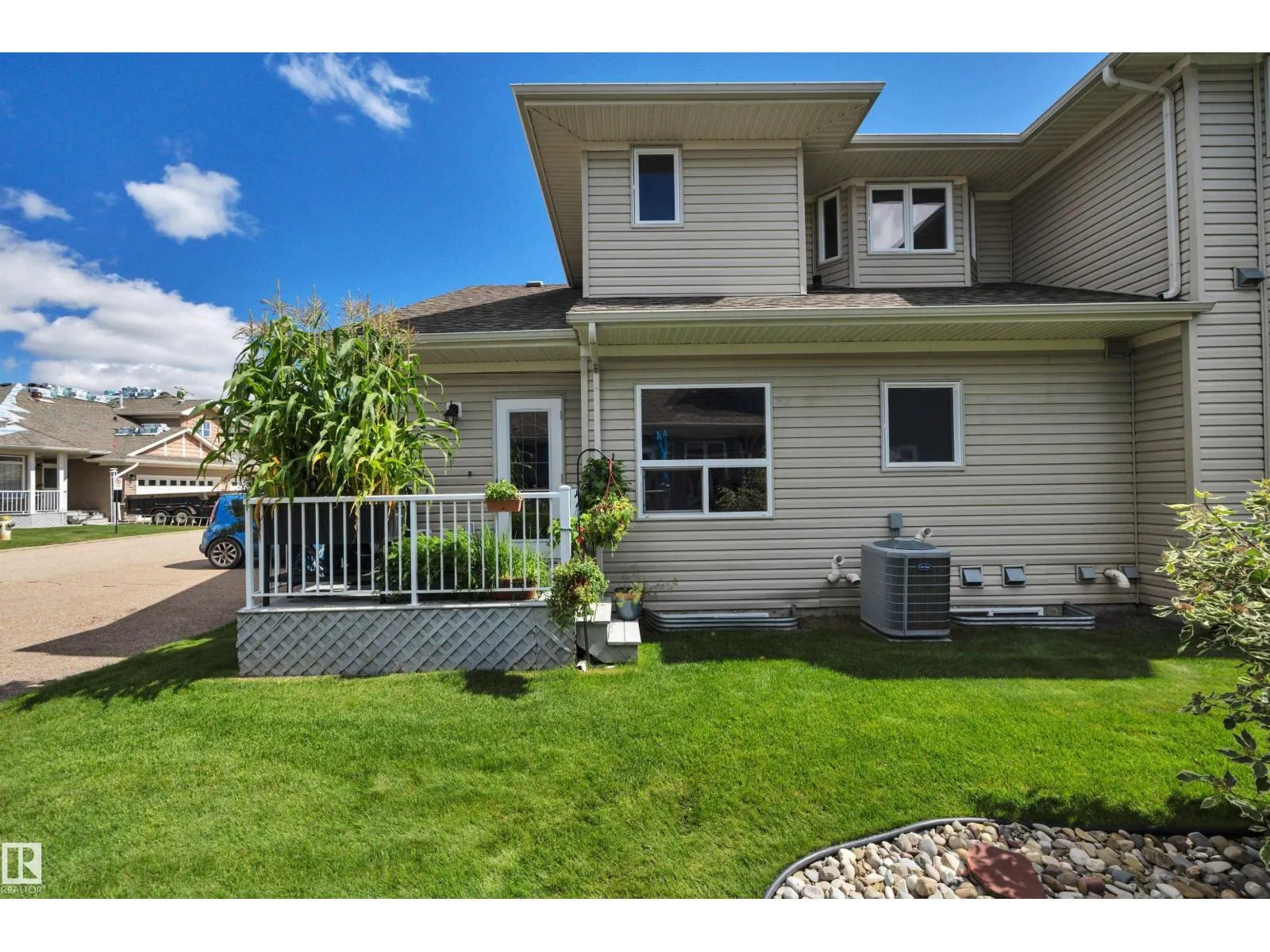 #124 102 WEST HAVEN DR