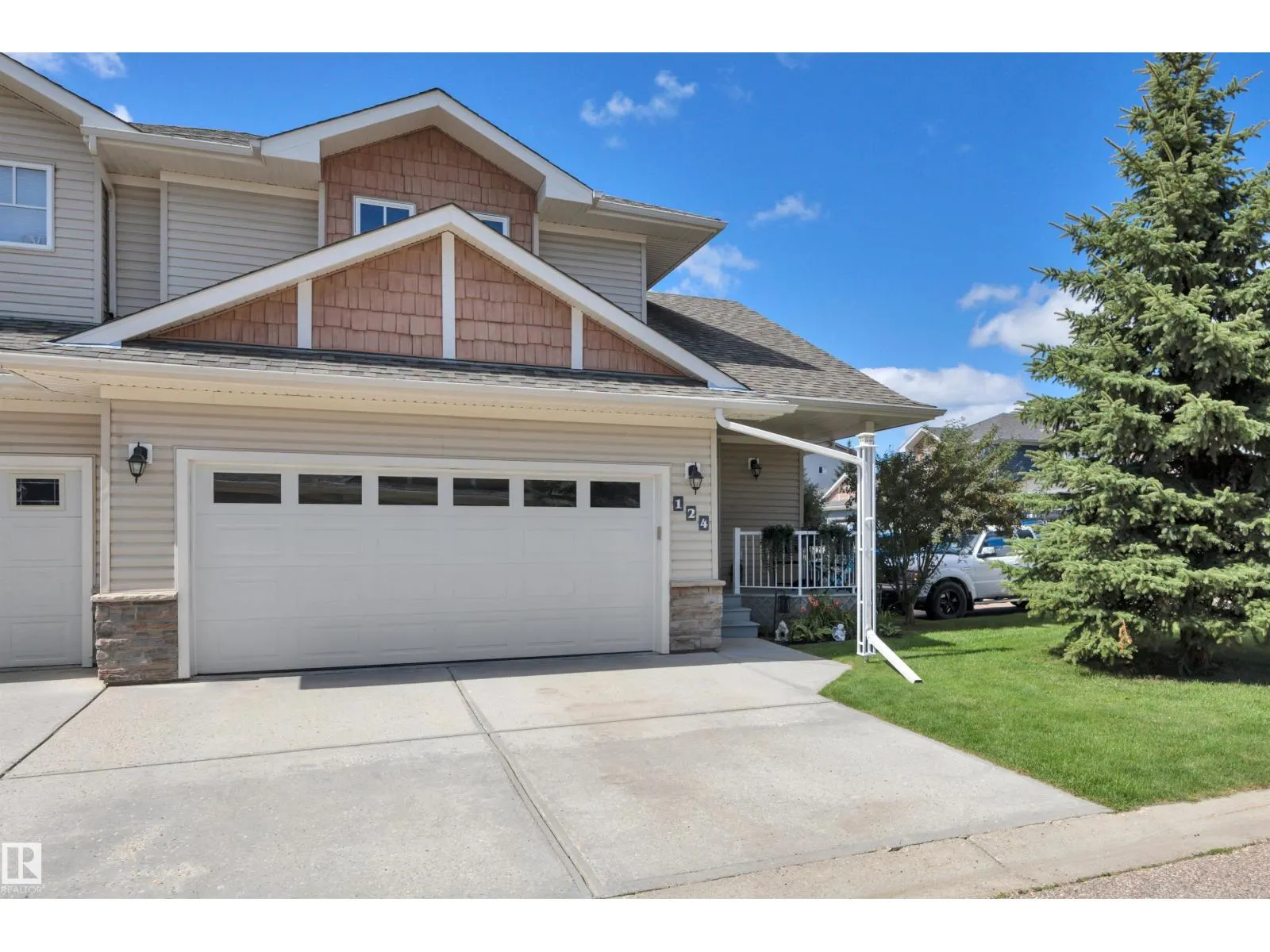 #124 102 WEST HAVEN DR