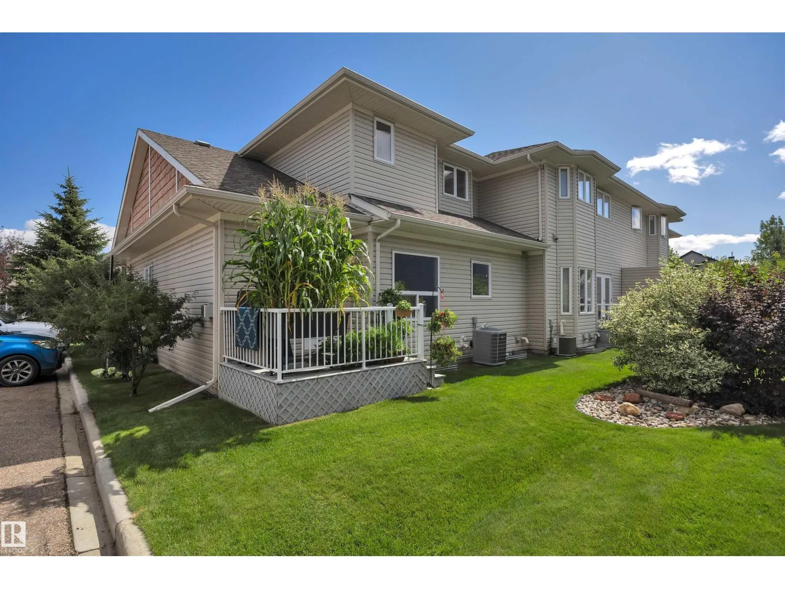 #124 102 WEST HAVEN DR
