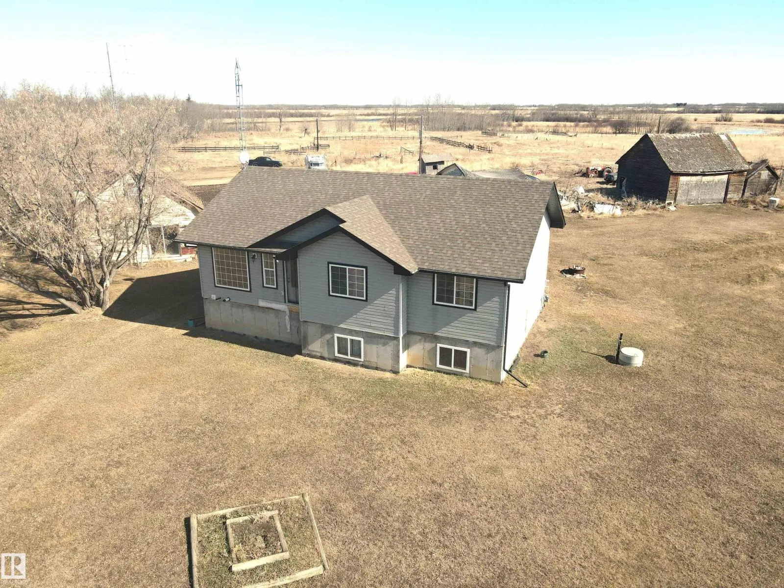 61501 Rge Rd 464