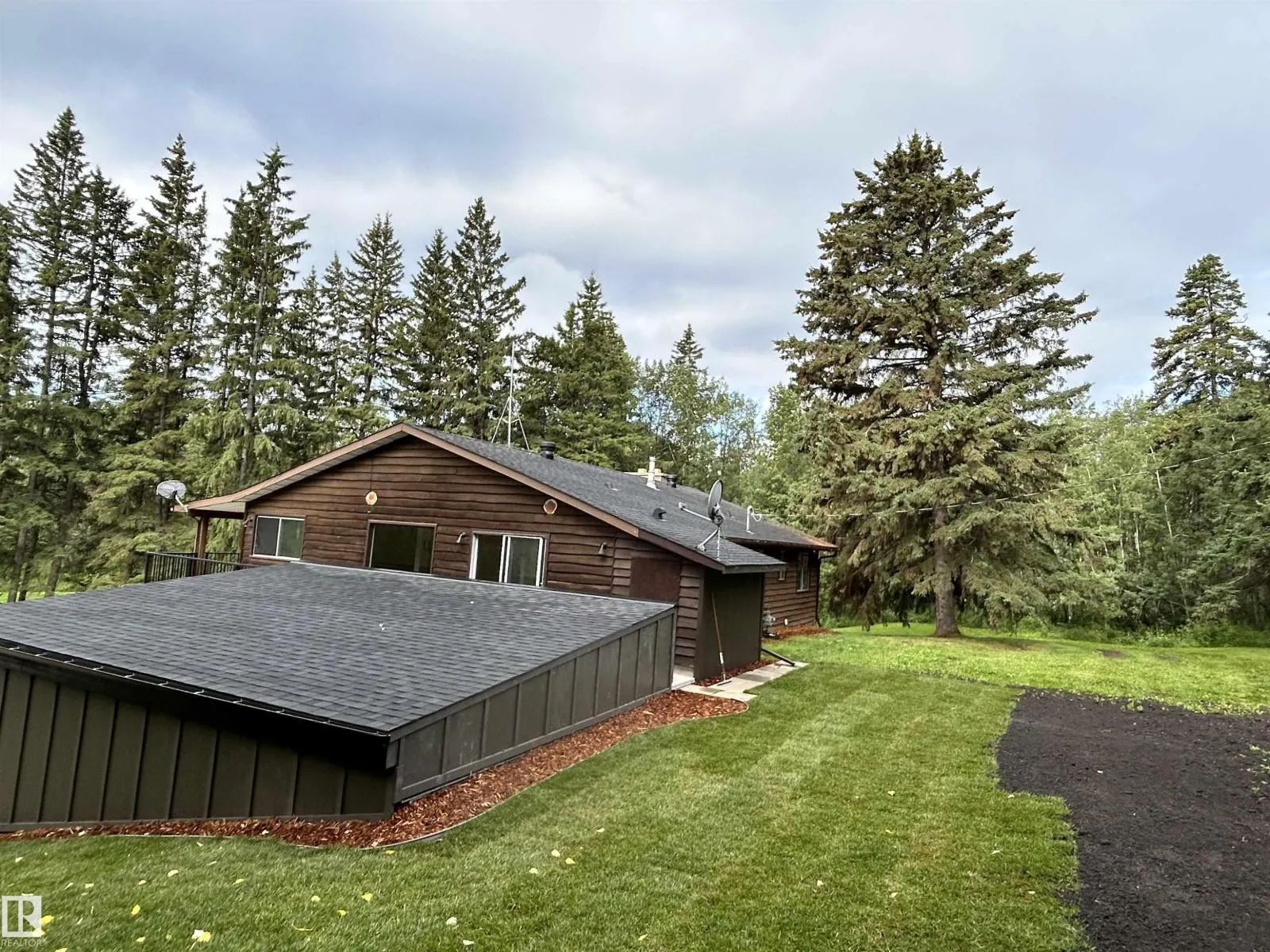 #133 22430 TWP ROAD 520