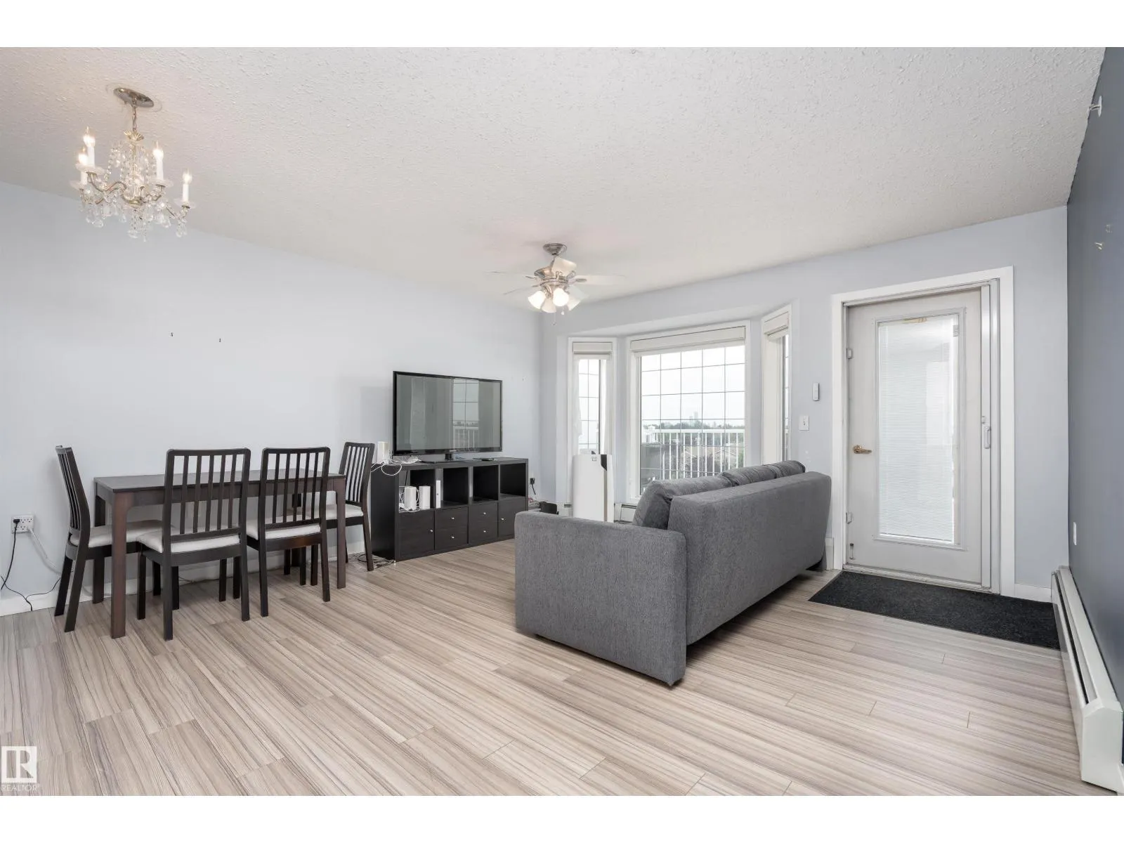 #456 13441 127 ST NW