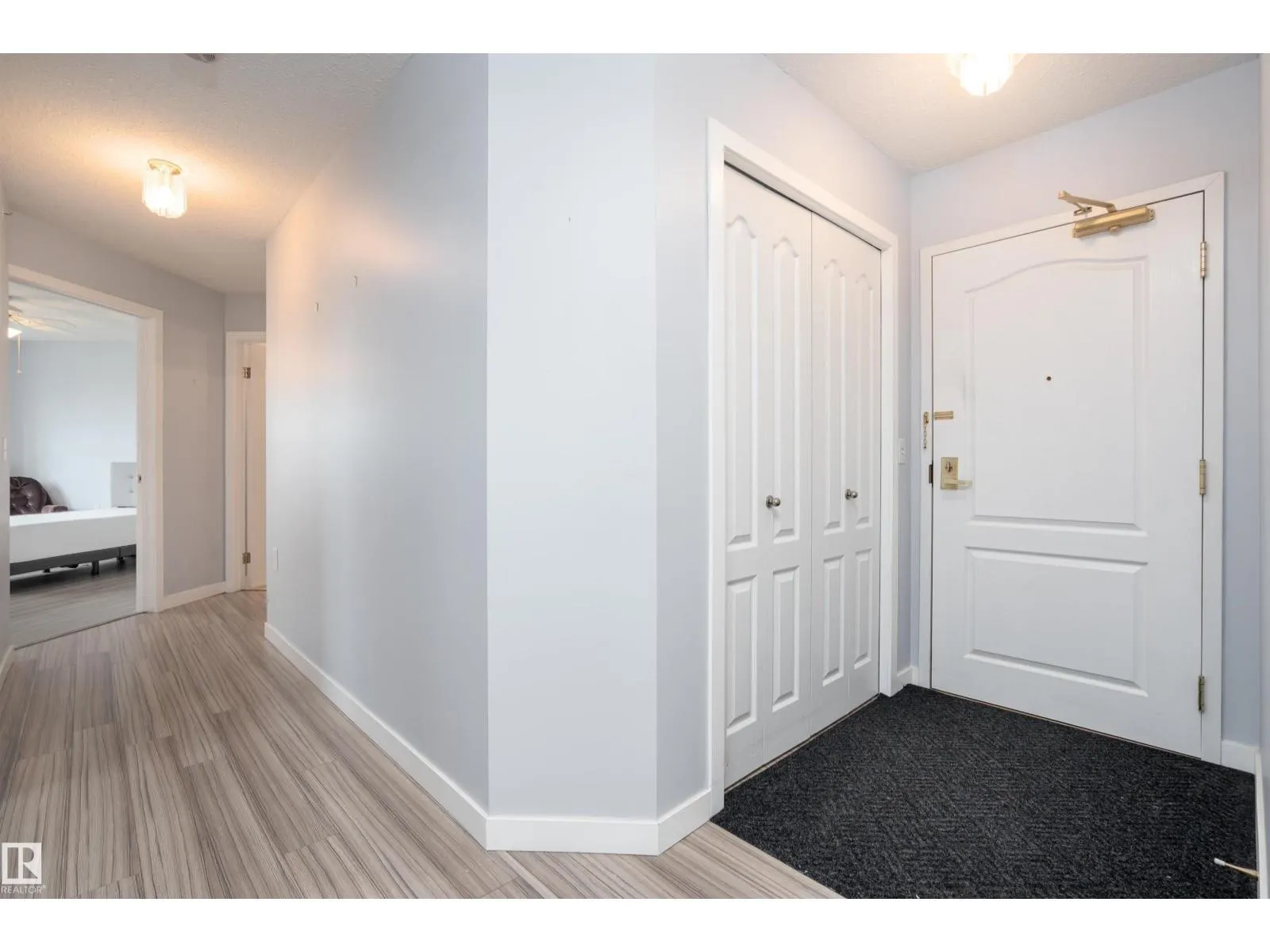 #456 13441 127 ST NW