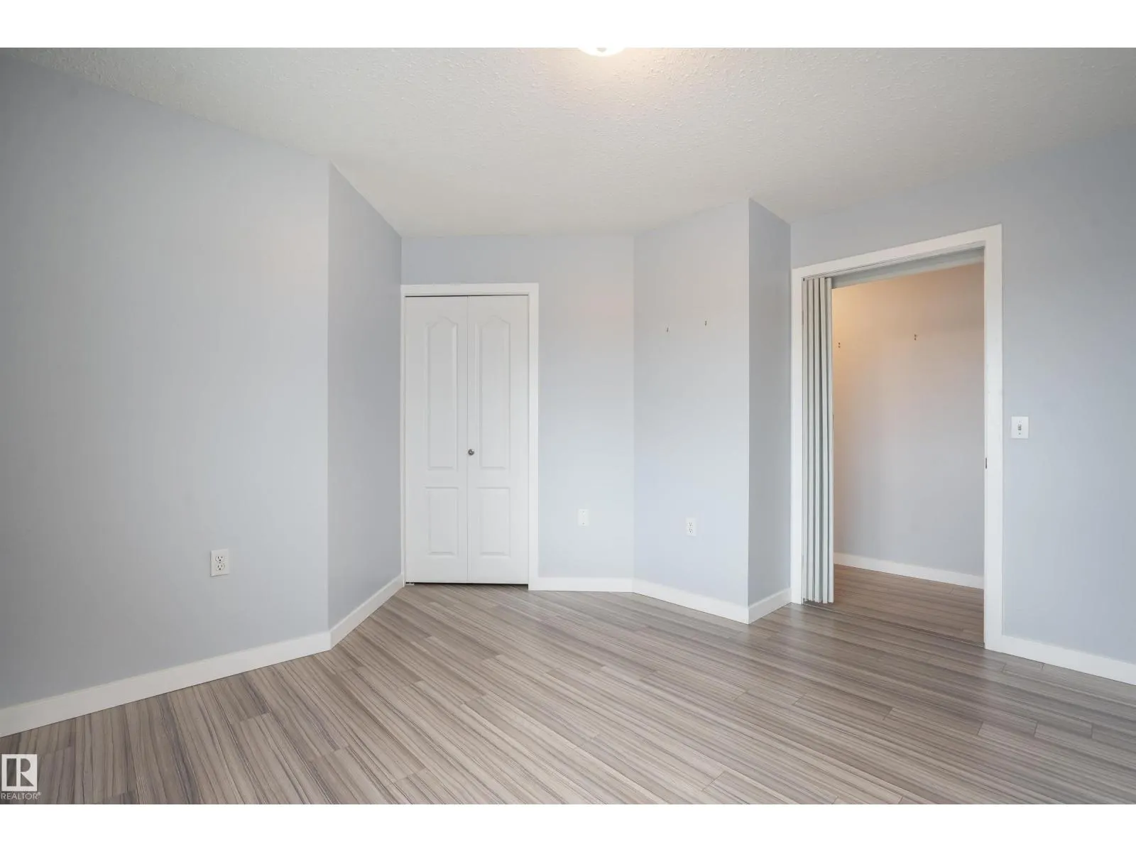 #456 13441 127 ST NW