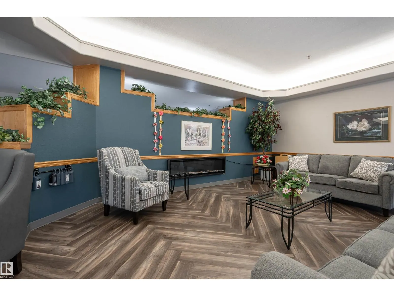 #456 13441 127 ST NW