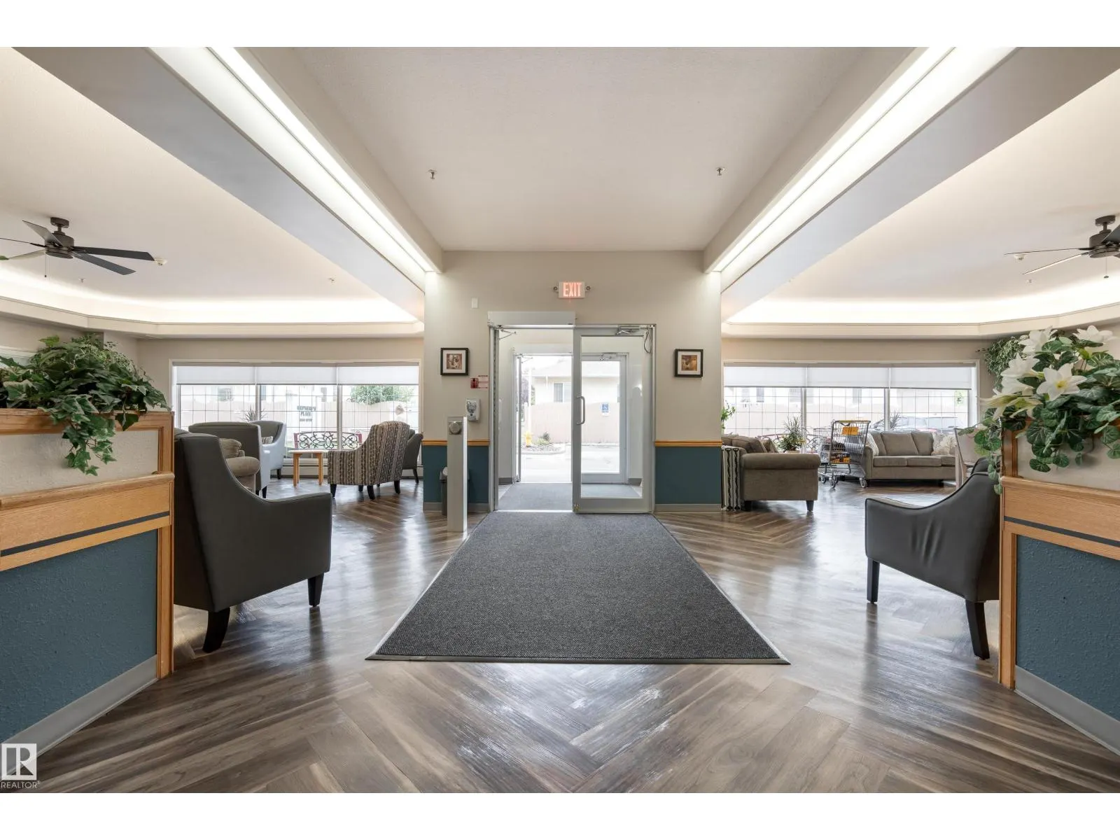 #456 13441 127 ST NW