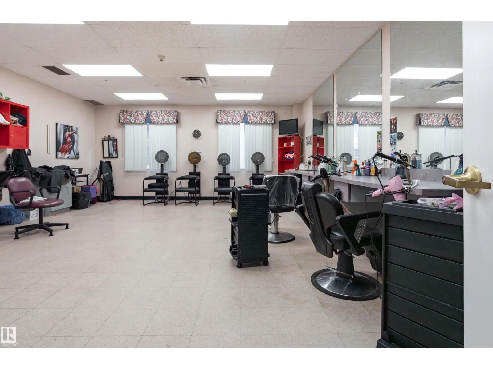 #456 13441 127 ST NW