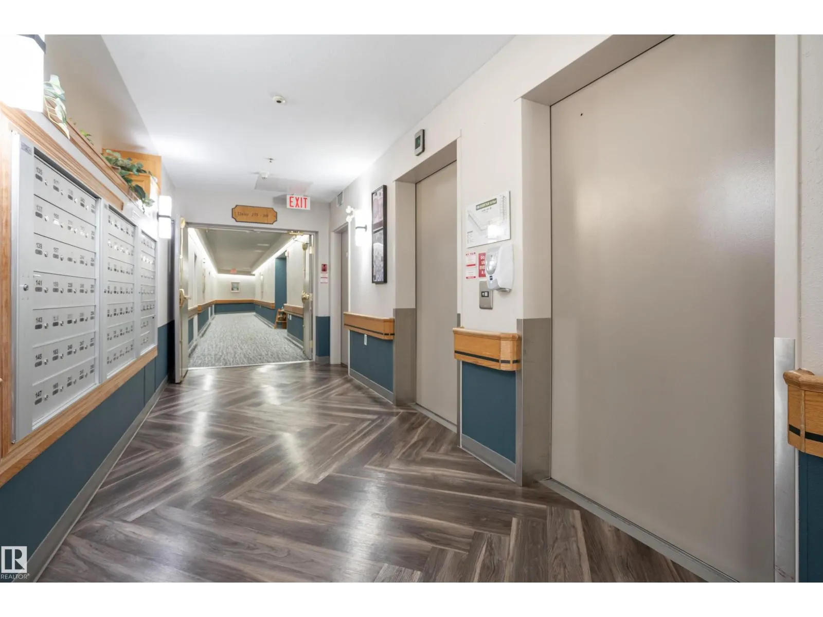 #456 13441 127 ST NW