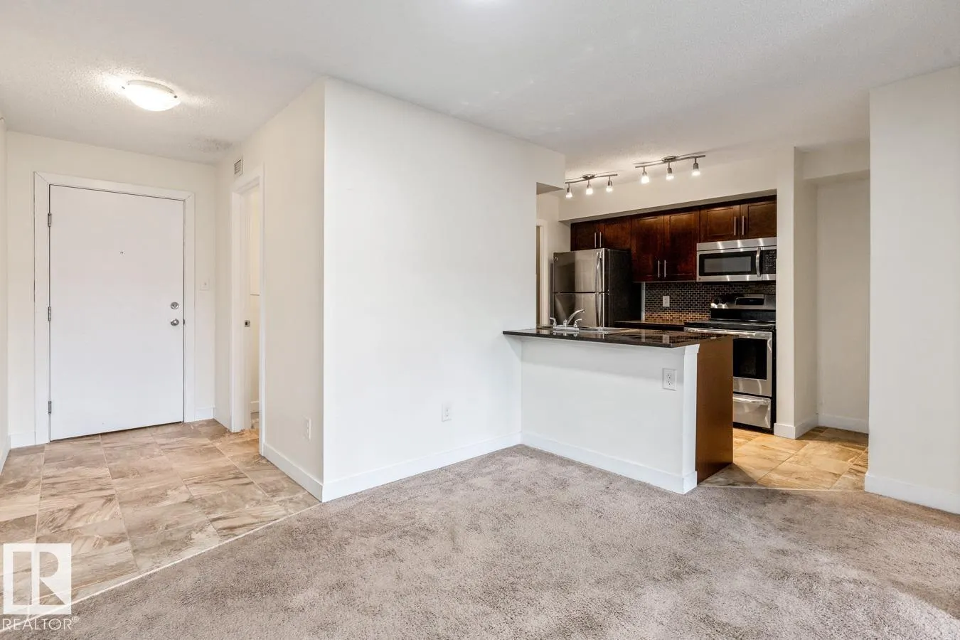#420 270 MCCONACHIE DR NW